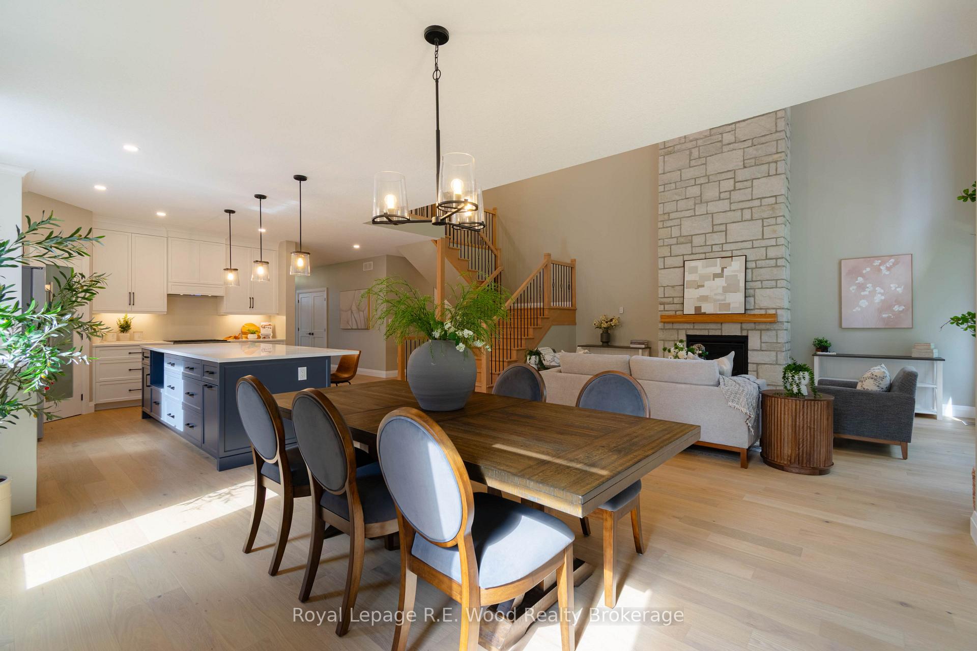 Photo 18 of 49 Sunview Drive, Norwich, Norwich Town — HOMEH