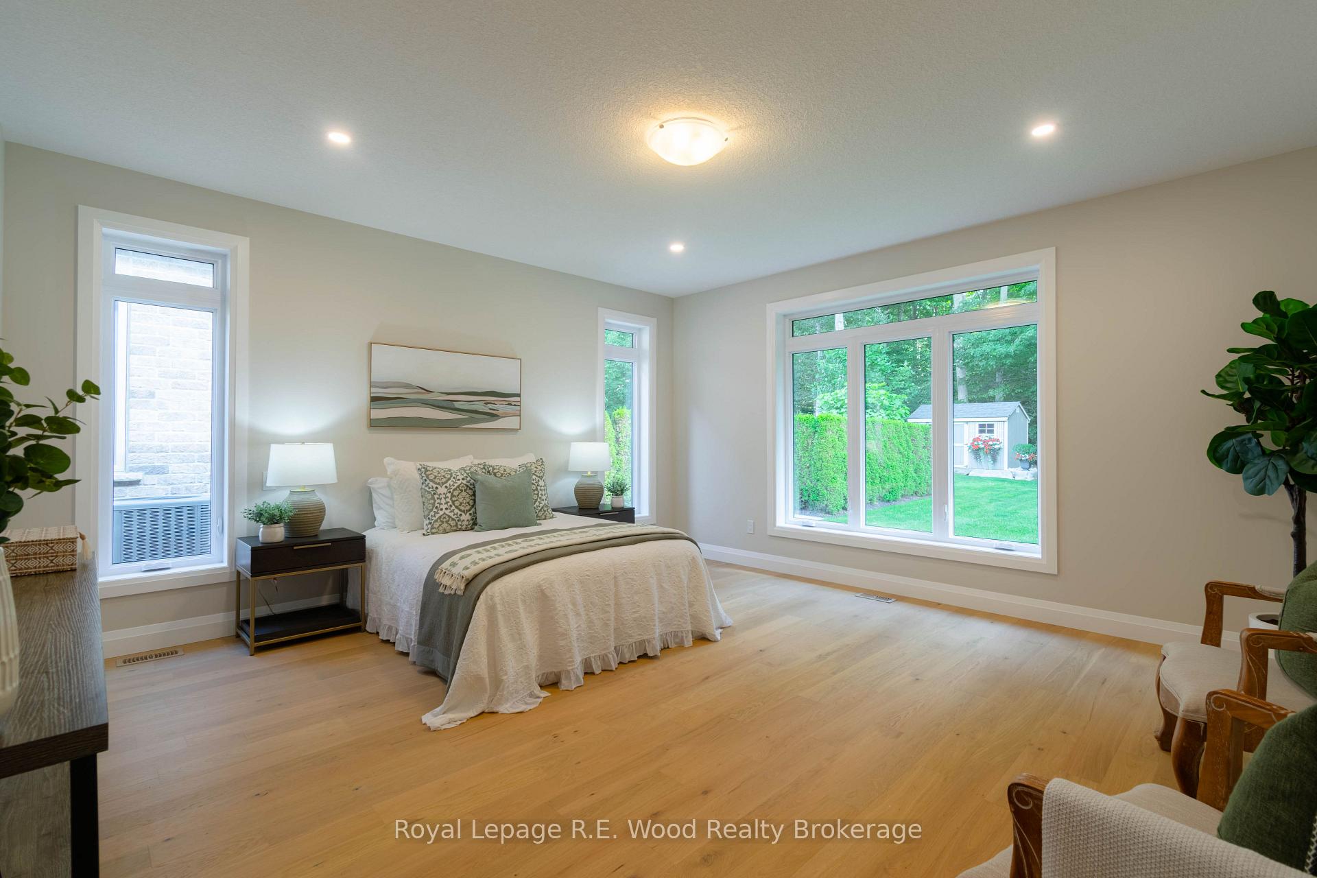 Photo 29 of 49 Sunview Drive, Norwich, Norwich Town — HOMEH