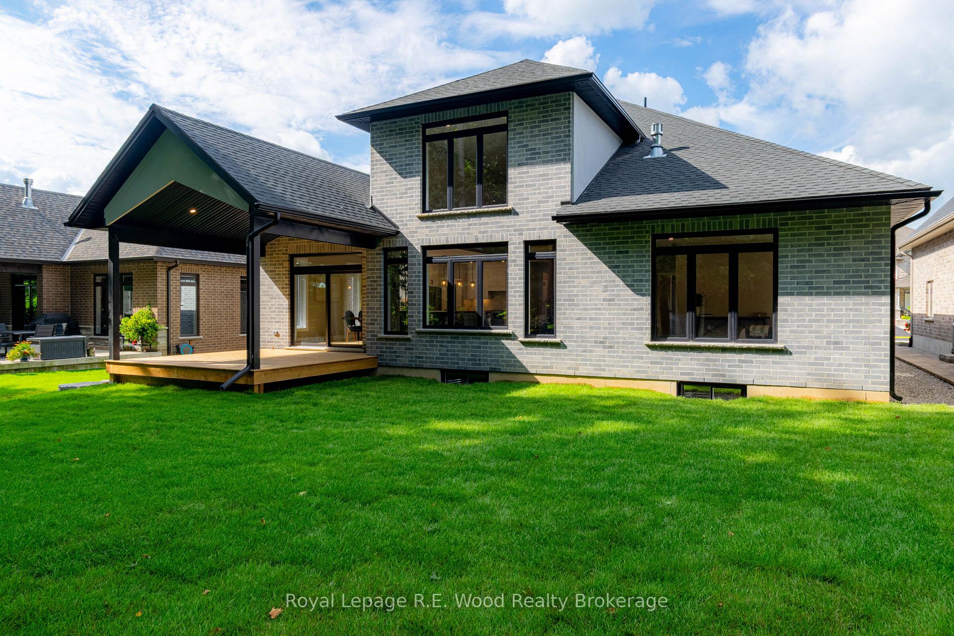 Photo 45 of 49 Sunview Drive, Norwich, Norwich Town — HOMEH