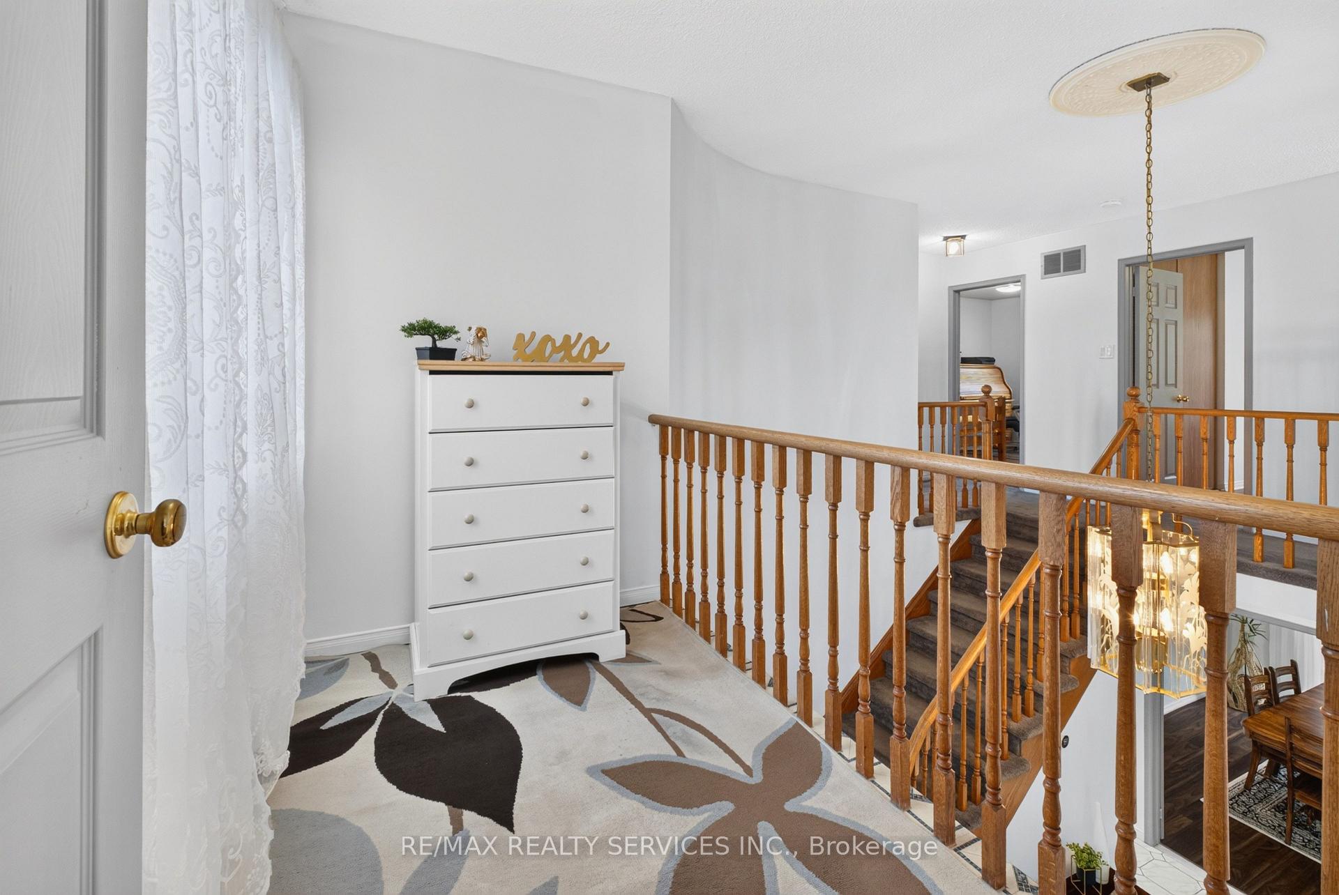 Photo 19 of 30 Nasmith Street, Brampton, Westgate — HOMEH