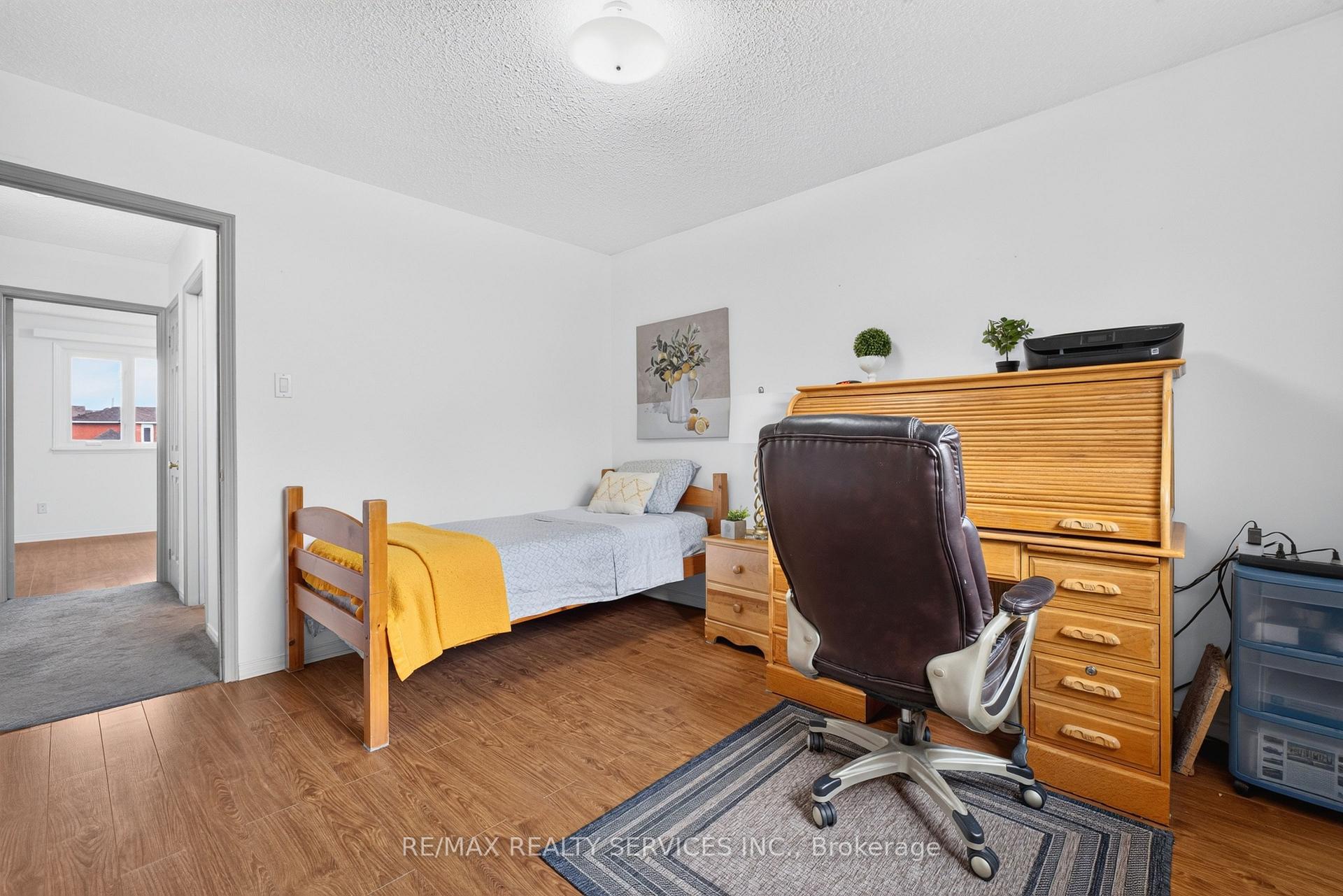Photo 29 of 30 Nasmith Street, Brampton, Westgate — HOMEH