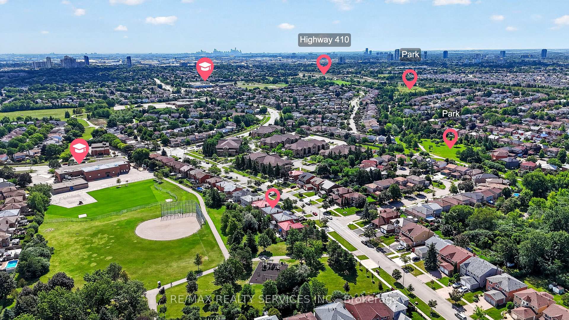Photo 2 of 30 Nasmith Street, Brampton, Westgate — HOMEH