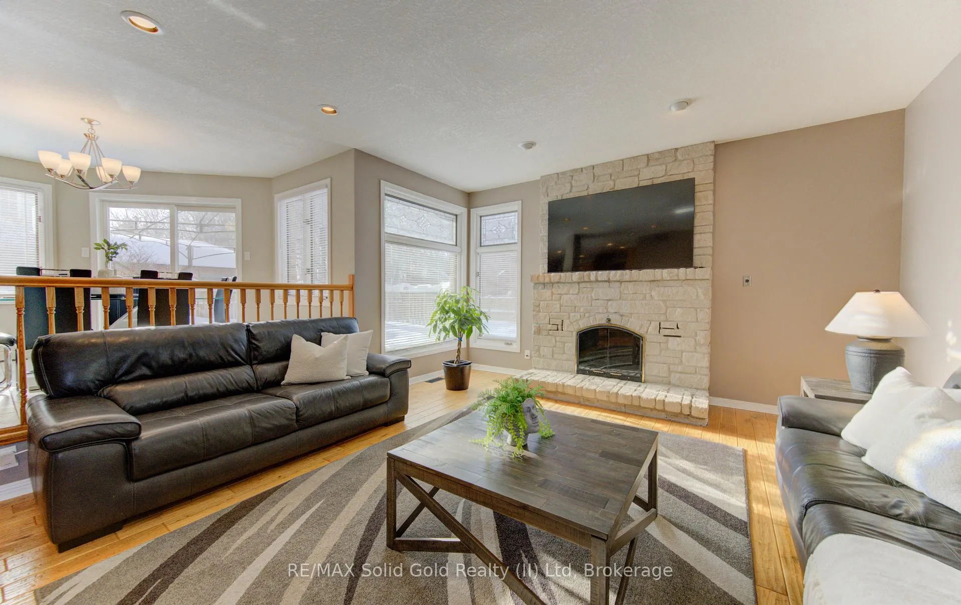 Photo 11 of 593 Guildwood Place, Waterloo — HOMEH