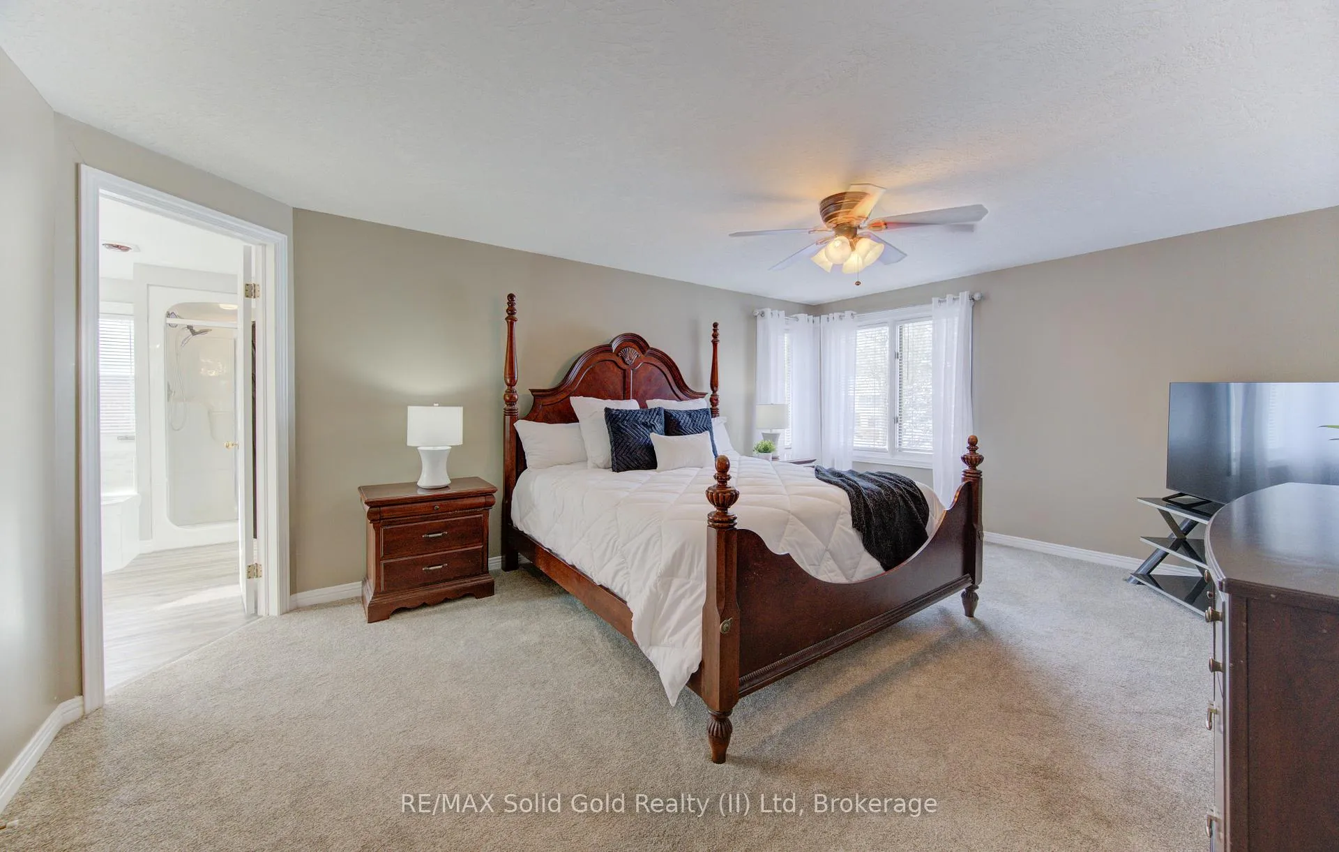 Photo 19 of 593 Guildwood Place, Waterloo — HOMEH
