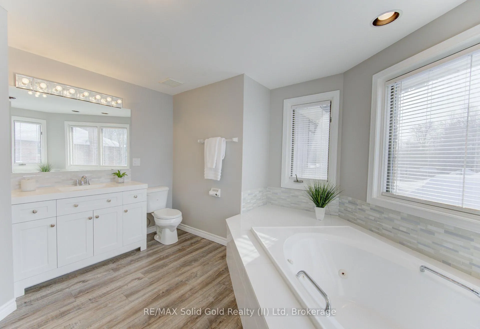 Photo 22 of 593 Guildwood Place, Waterloo — HOMEH