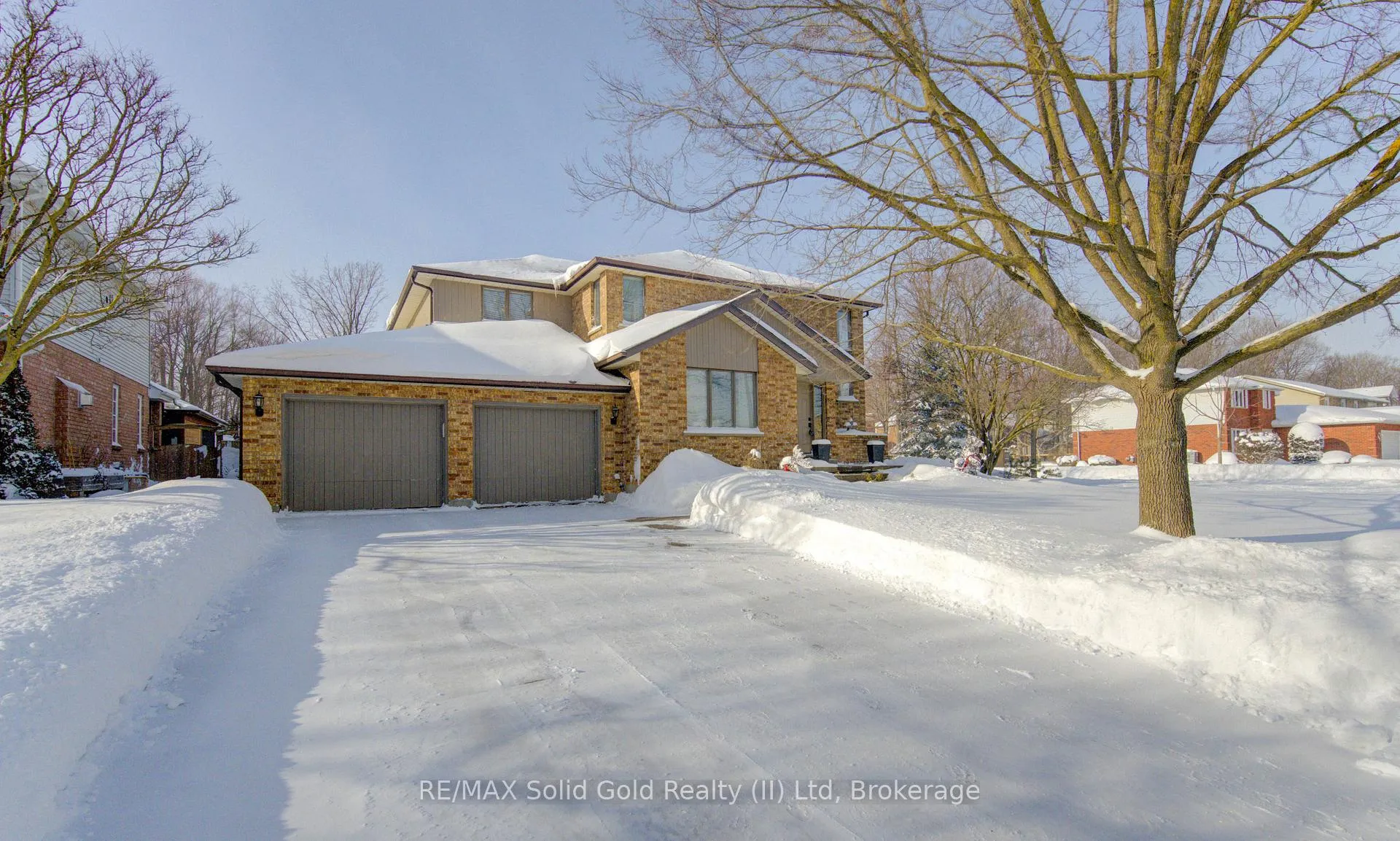 Photo 32 of 593 Guildwood Place, Waterloo — HOMEH