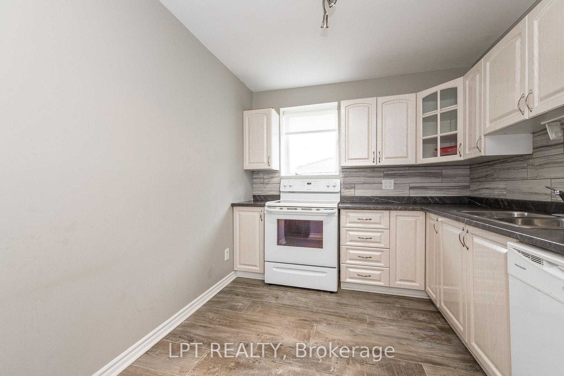 Photo 14 of 1474 Goth Avenue, Ottawa, Blossom Park/Kemp Park/Findlay Creek — HOMEH