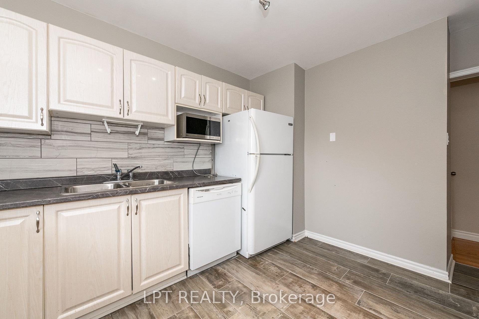 Photo 15 of 1474 Goth Avenue, Ottawa, Blossom Park/Kemp Park/Findlay Creek — HOMEH