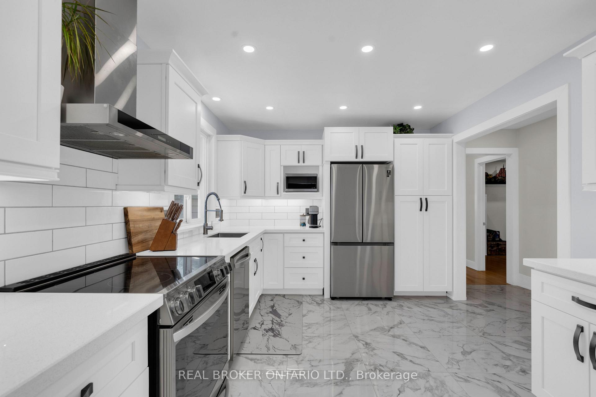 Photo 15 of 975 Sunnidale Road, Springwater, Centre Vespra — HOMEH