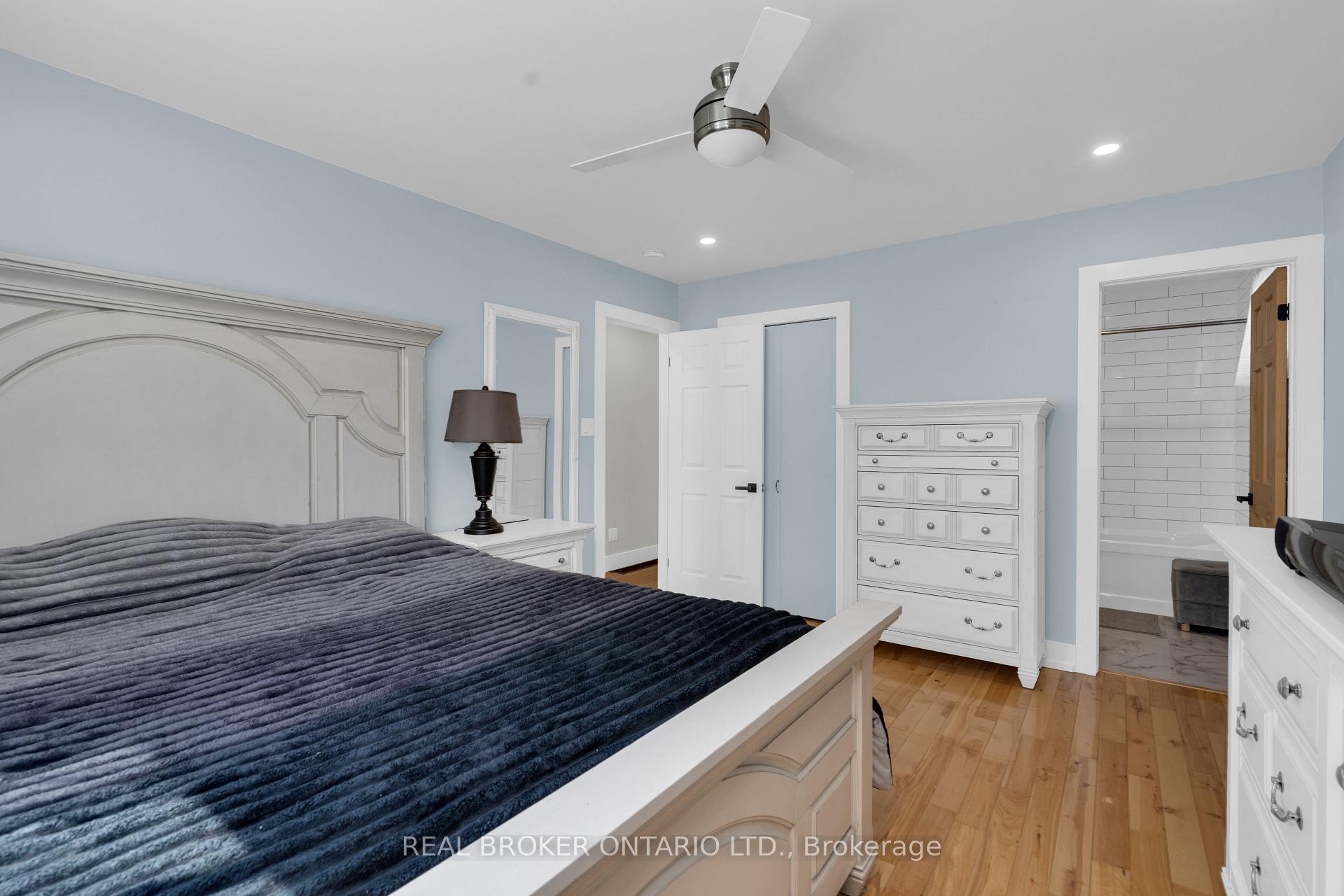 Photo 21 of 975 Sunnidale Road, Springwater, Centre Vespra — HOMEH