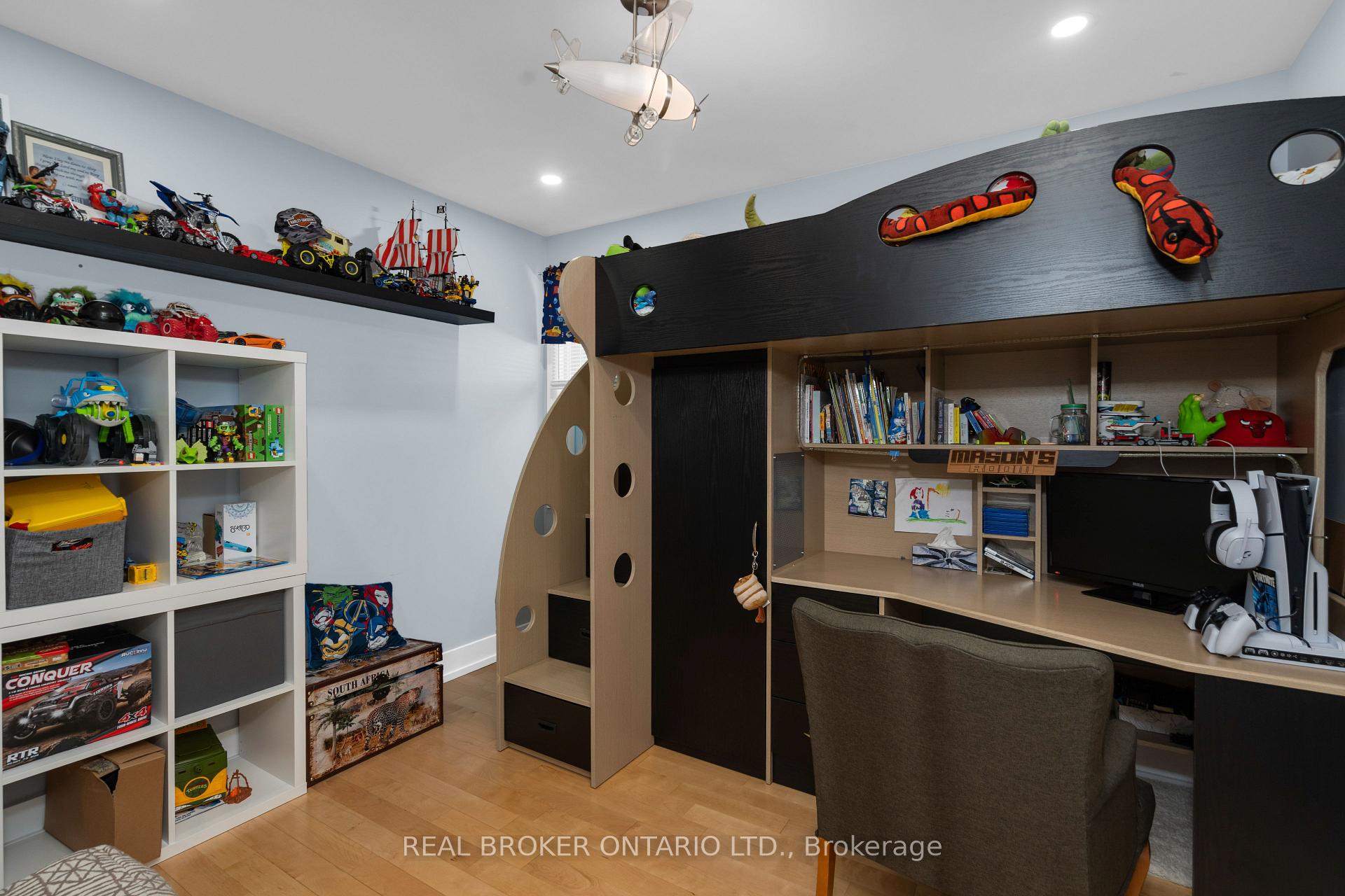 Photo 26 of 975 Sunnidale Road, Springwater, Centre Vespra — HOMEH