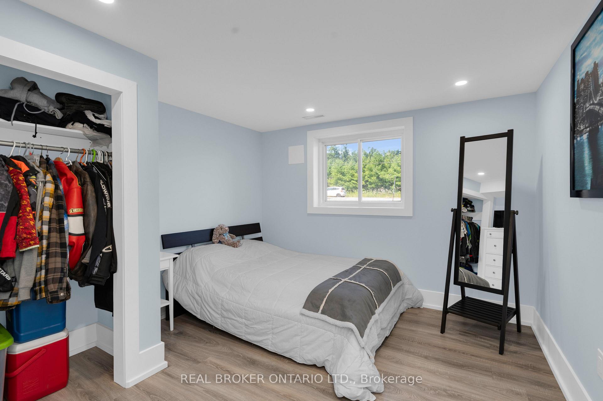 Photo 32 of 975 Sunnidale Road, Springwater, Centre Vespra — HOMEH