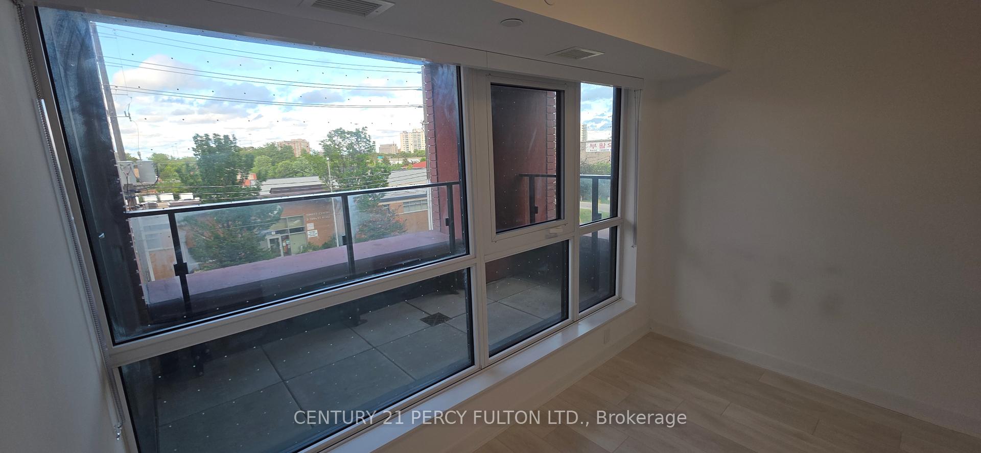 Photo 10 of Unit 309, 8 Tippett Road, North York, Clanton Park — HOMEH