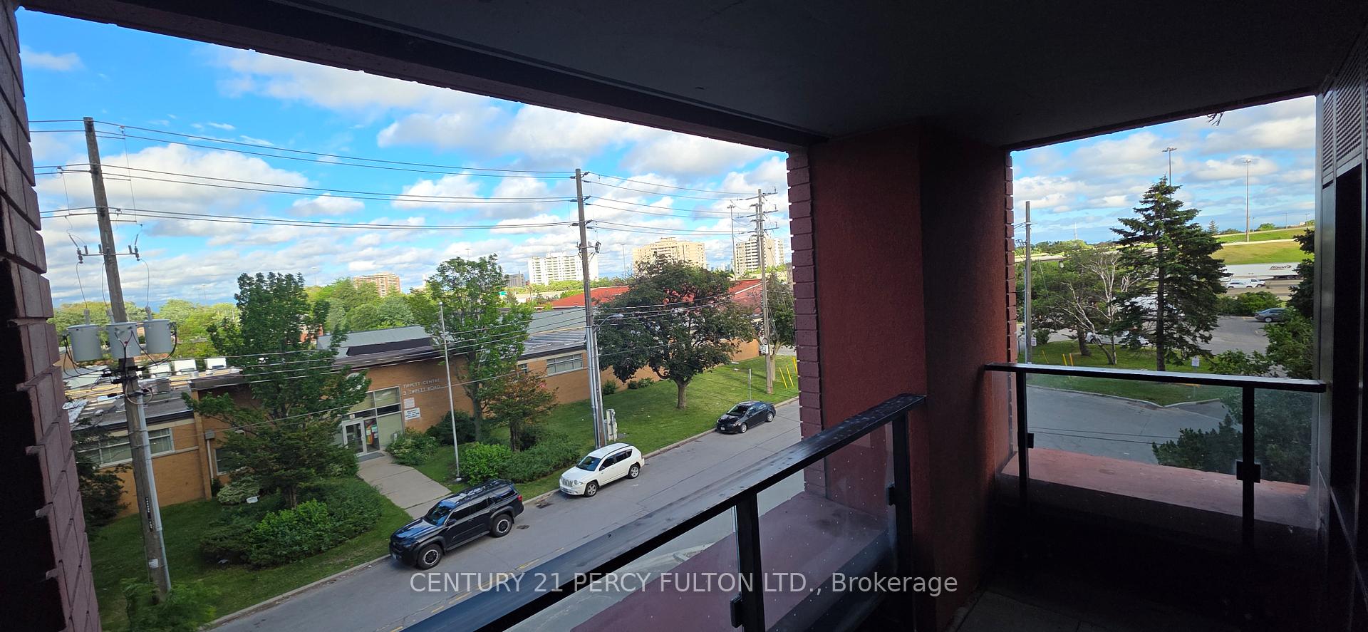 Photo 15 of Unit 309, 8 Tippett Road, North York, Clanton Park — HOMEH