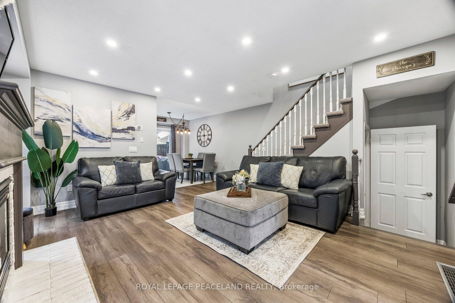 Photo 11 of 53 Senator Way, Caledon, Bolton North — HOMEH