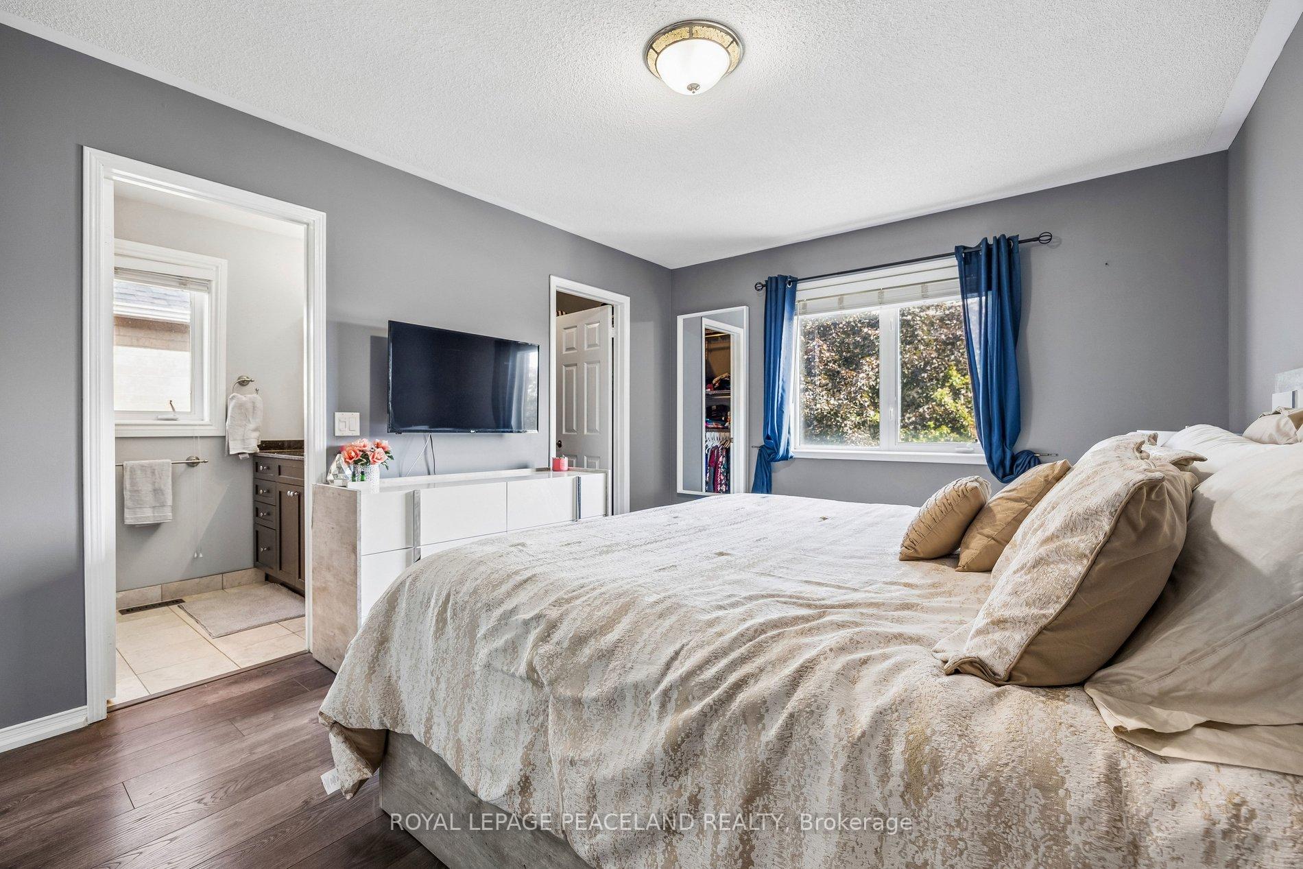 Photo 27 of 53 Senator Way, Caledon, Bolton North — HOMEH