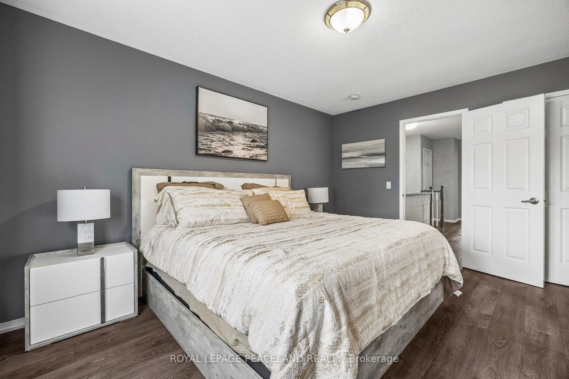 Photo 28 of 53 Senator Way, Caledon, Bolton North — HOMEH