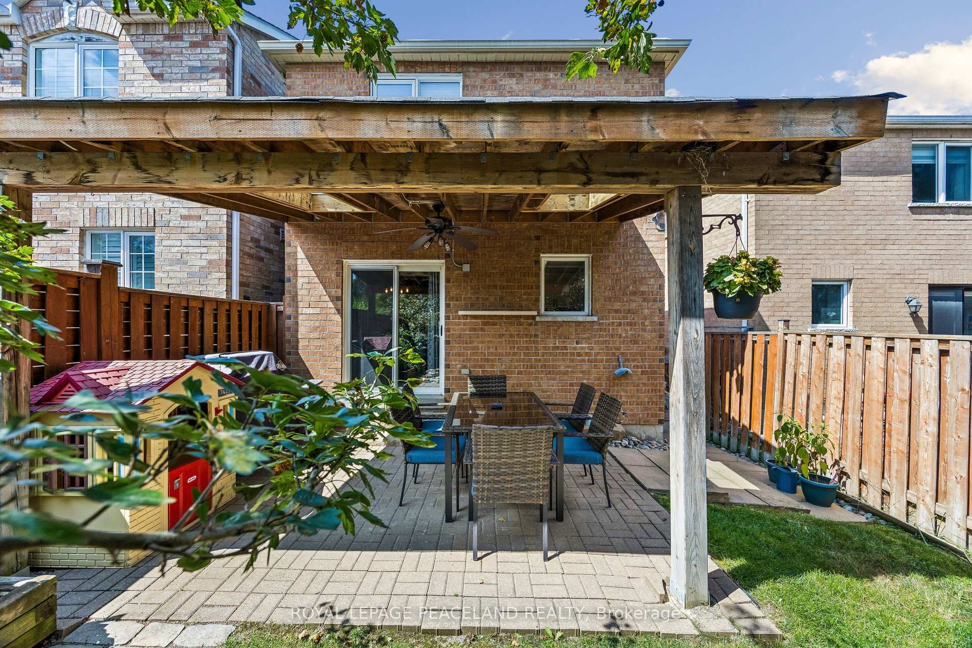 Photo 46 of 53 Senator Way, Caledon, Bolton North — HOMEH