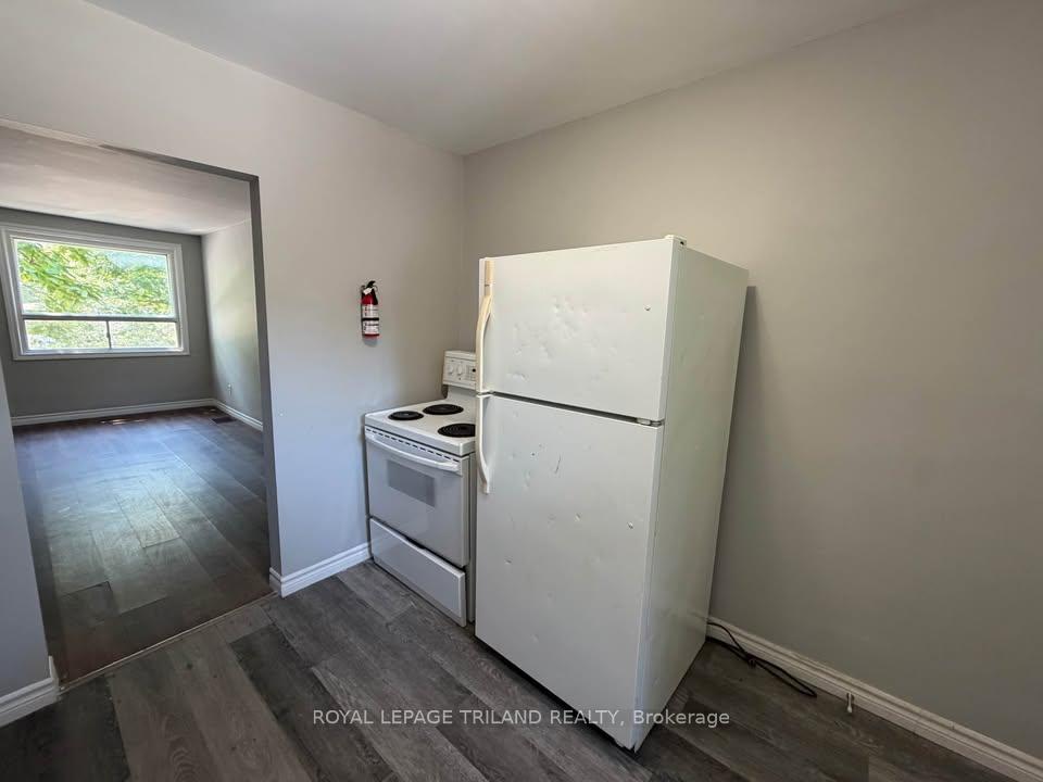 Photo 4 of Unit B, 202 Colborne Street, London, East K — HOMEH