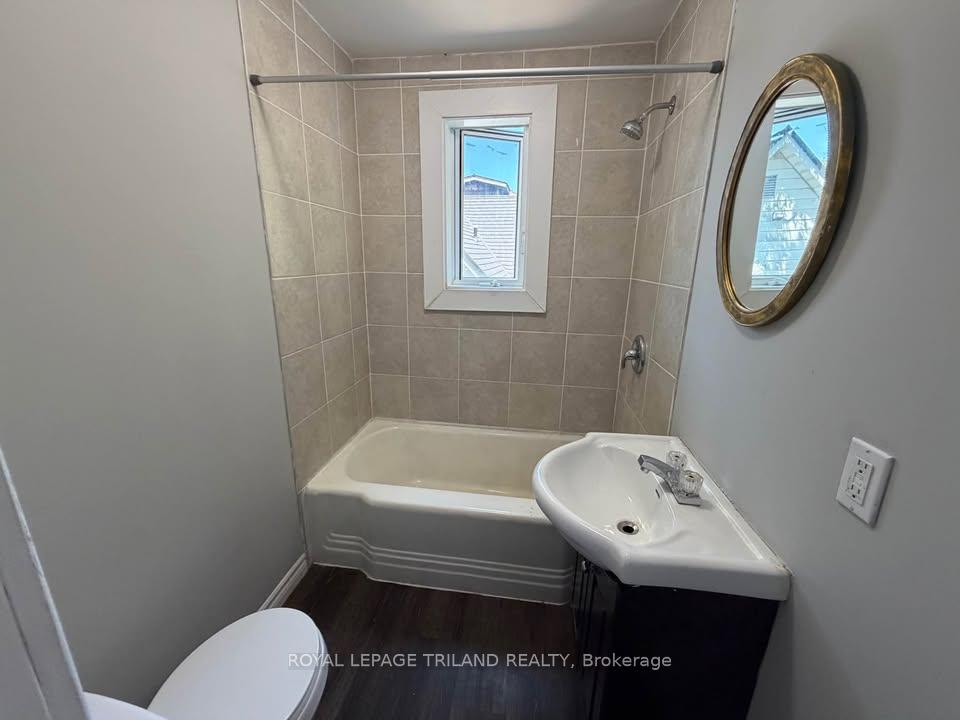Photo 5 of Unit B, 202 Colborne Street, London, East K — HOMEH
