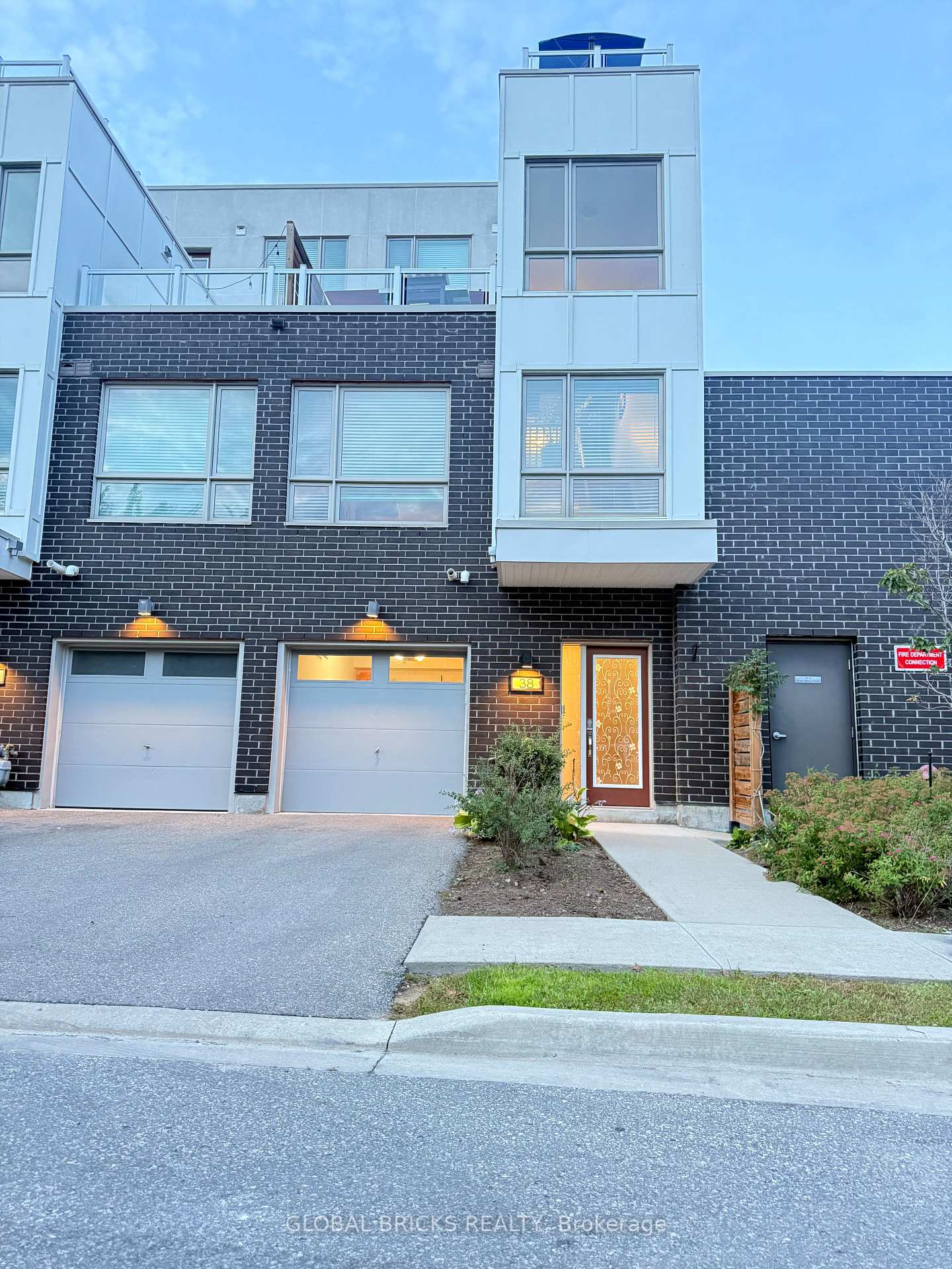 Photo 2 of Unit #38, 1870 Altona Road, Pickering, Highbush — HOMEH