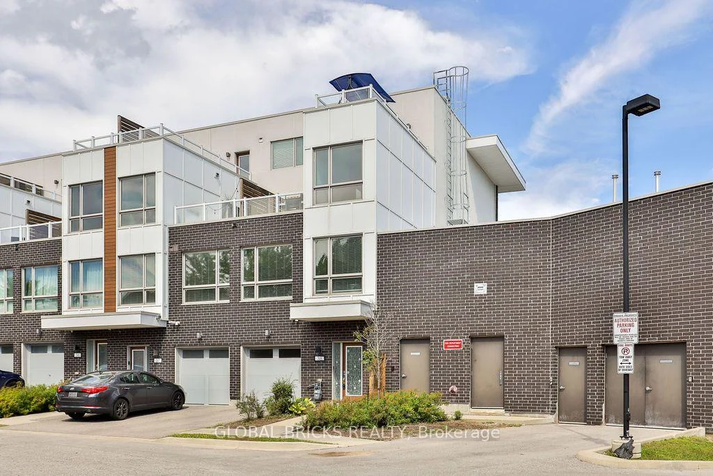 Photo of Unit #38, 1870 Altona Road