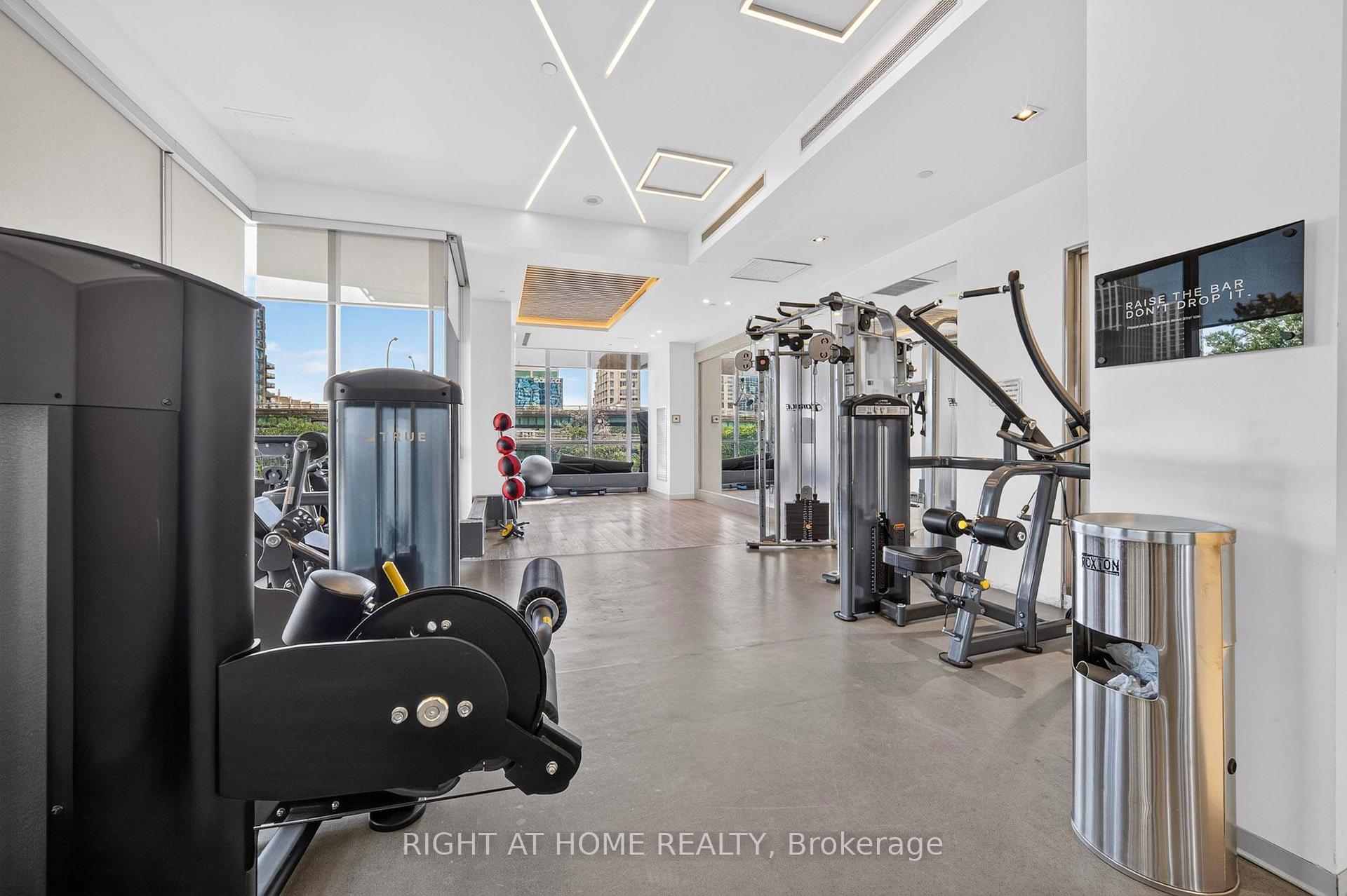 Photo 25 of Unit 5509, 11 Brunel Court, Toronto, Waterfront Communities — HOMEH