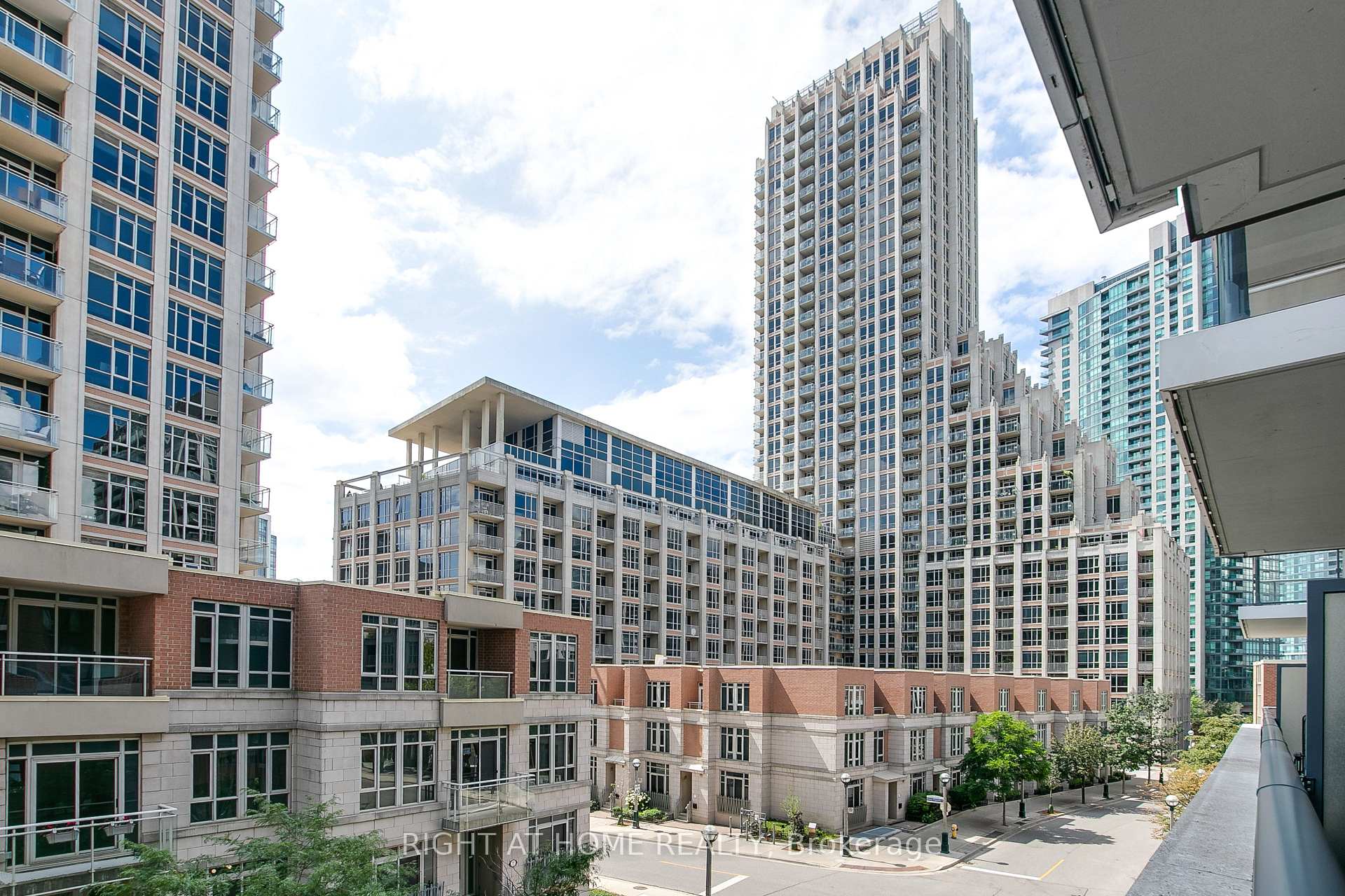 Photo 38 of Unit 319, 38 Ianuzzi Street, Toronto, Waterfront Communities — HOMEH