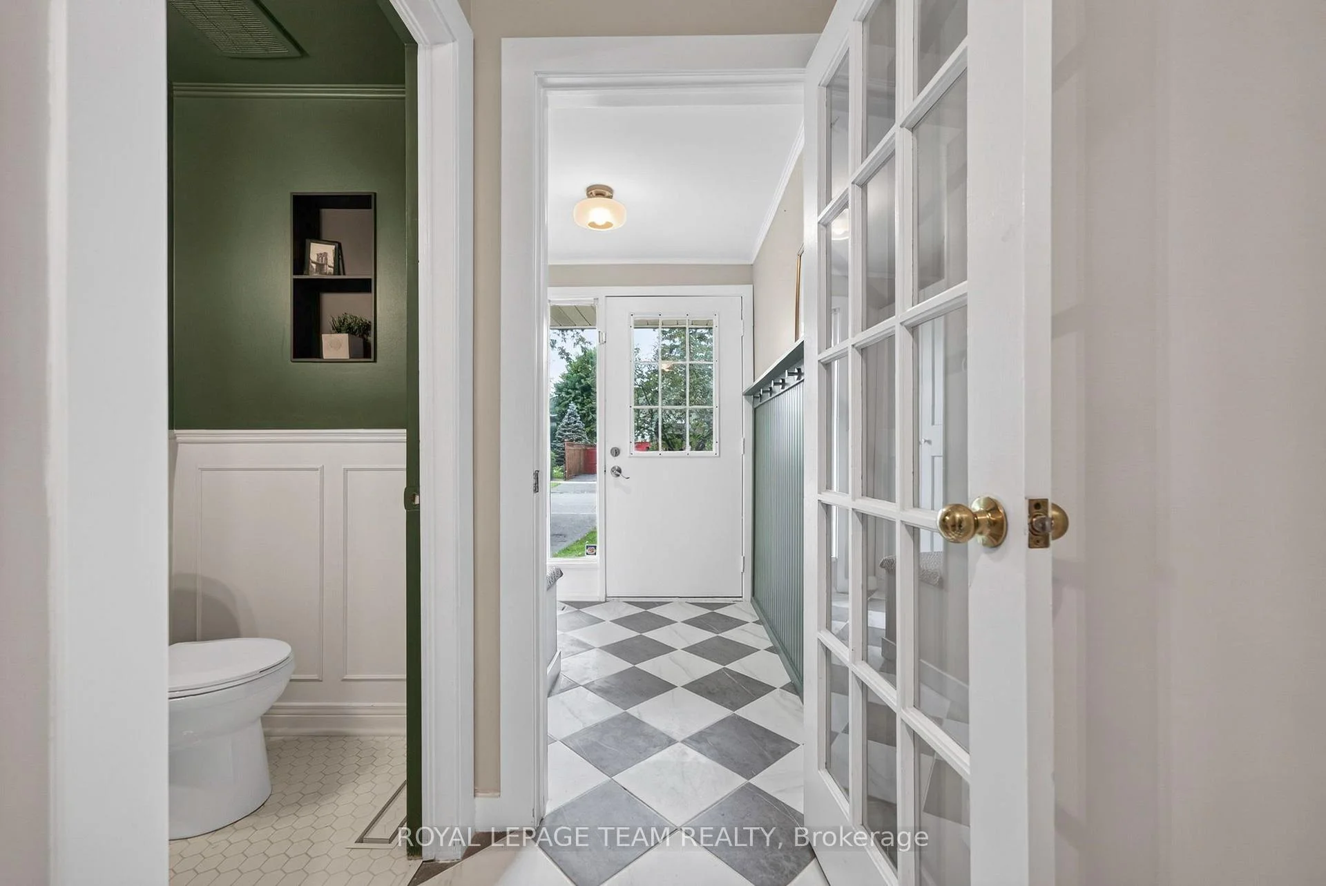Photo 22 of 2333 Cotters Crescent, Ottawa, Windsor Park Village — HOMEH