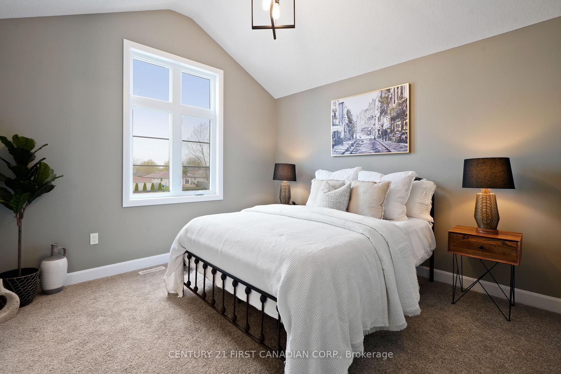 Photo 25 of 111 Addison Avenue, Lucan Biddulph, Lucan — HOMEH