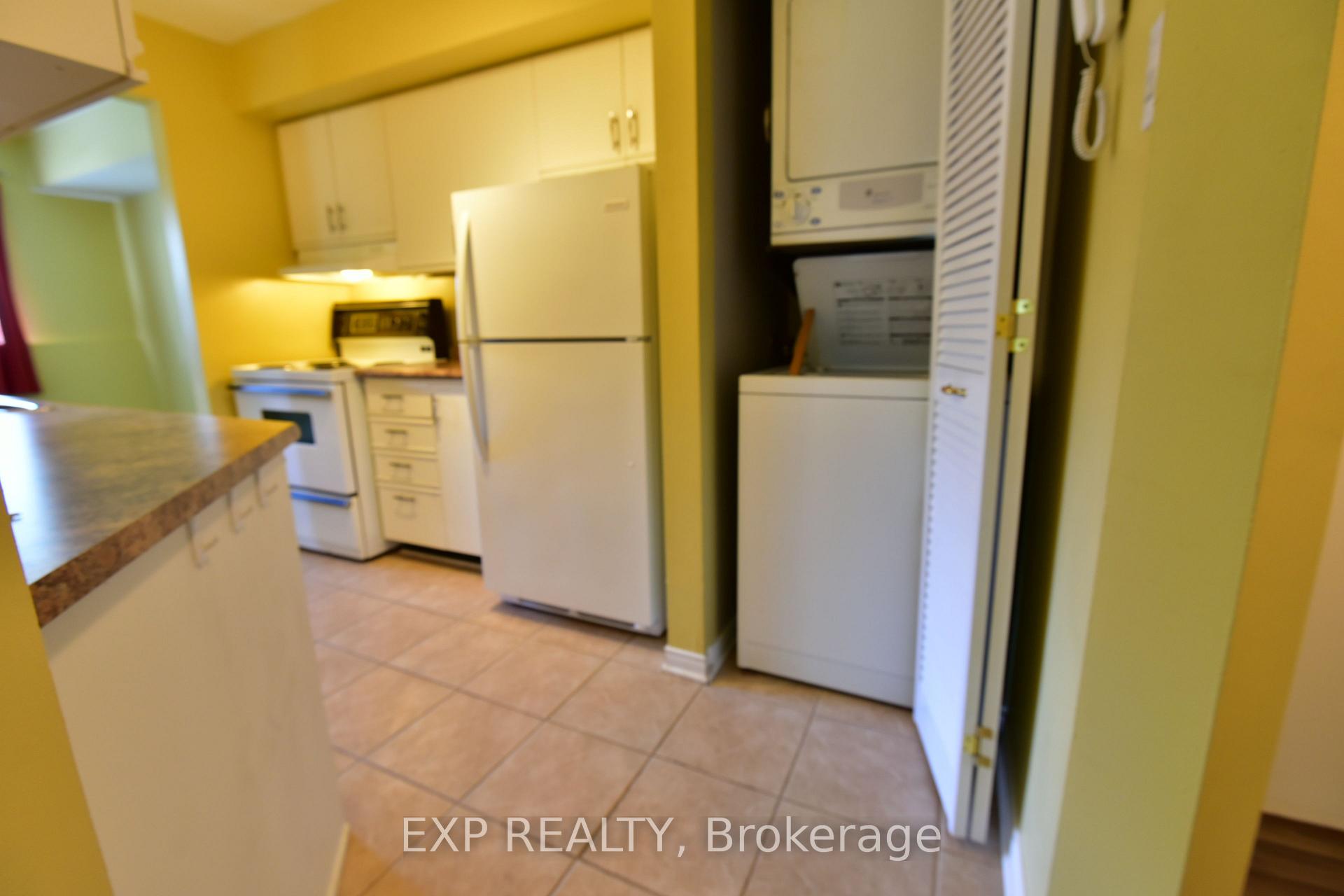Photo 14 of Unit 5, 266 Lorry Greenberg Drive, Ottawa, Hunt Club Park/Greenboro — HOMEH