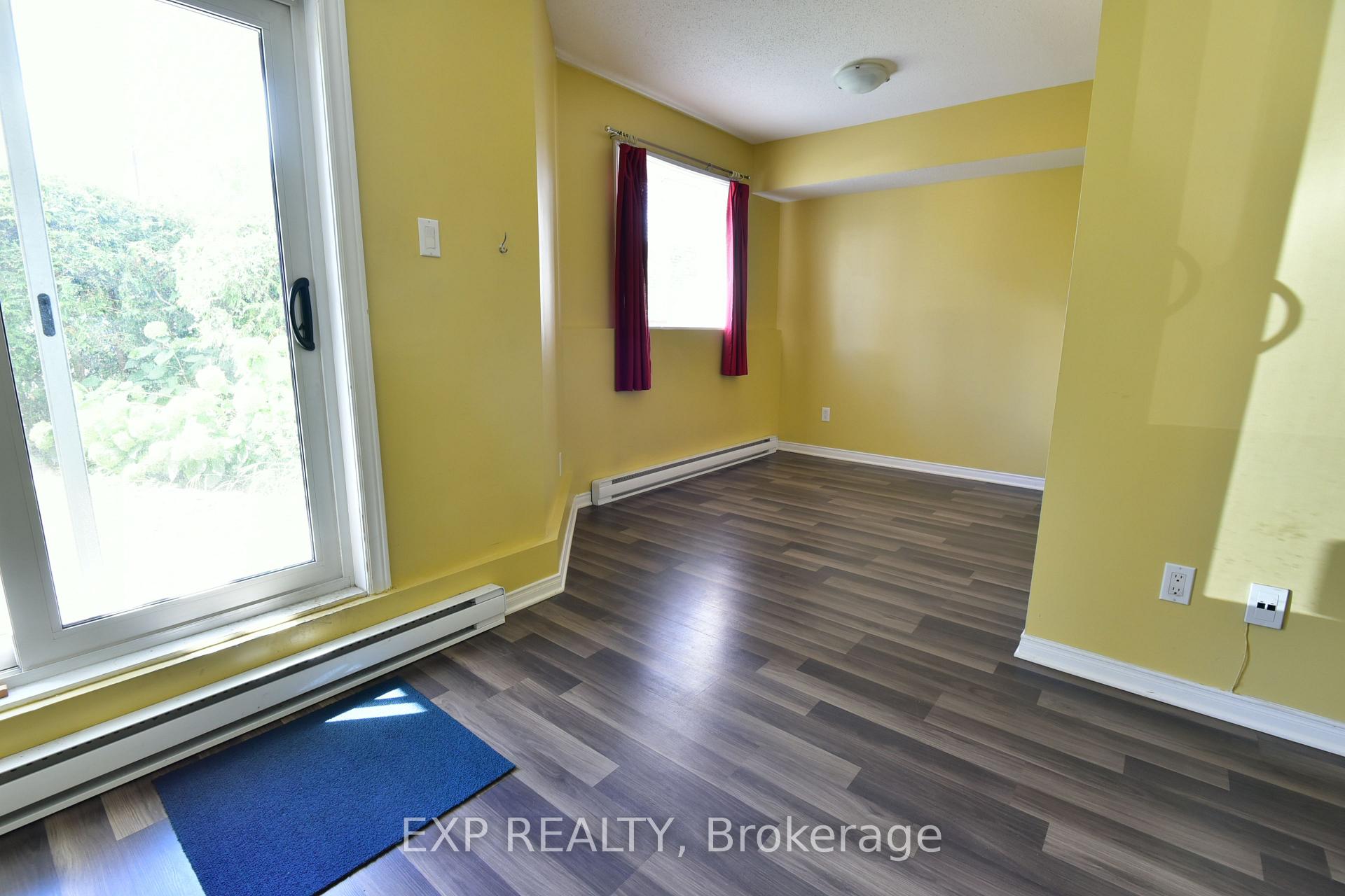 Photo 19 of Unit 5, 266 Lorry Greenberg Drive, Ottawa, Hunt Club Park/Greenboro — HOMEH