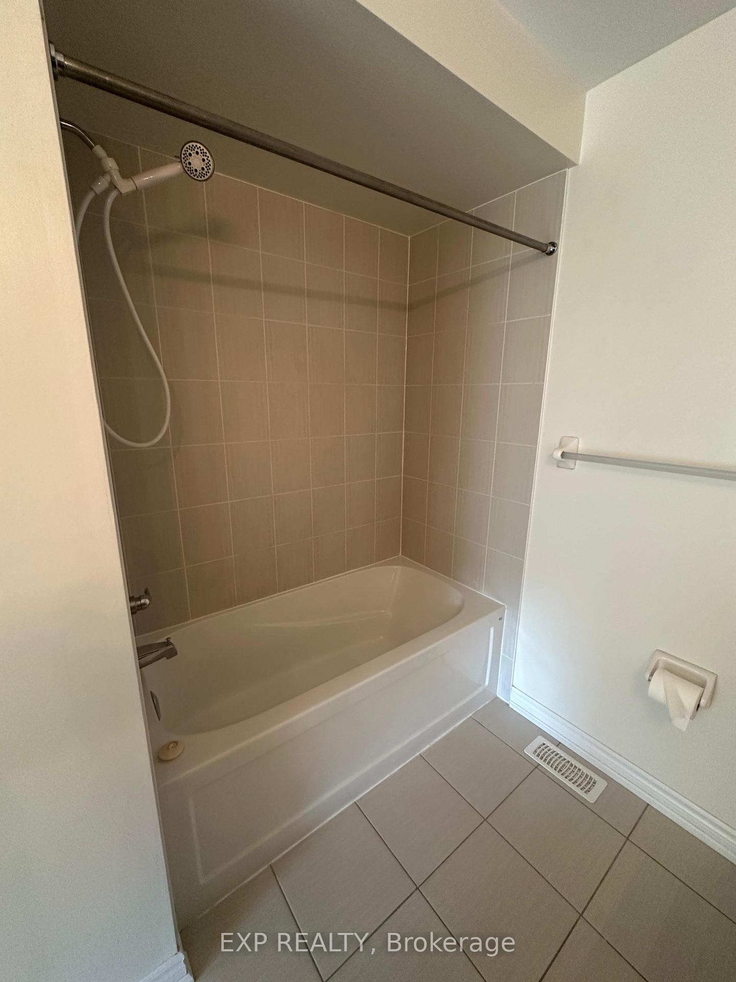 Photo 19 of Unit 1, 208 Isabella Drive, Orillia — HOMEH