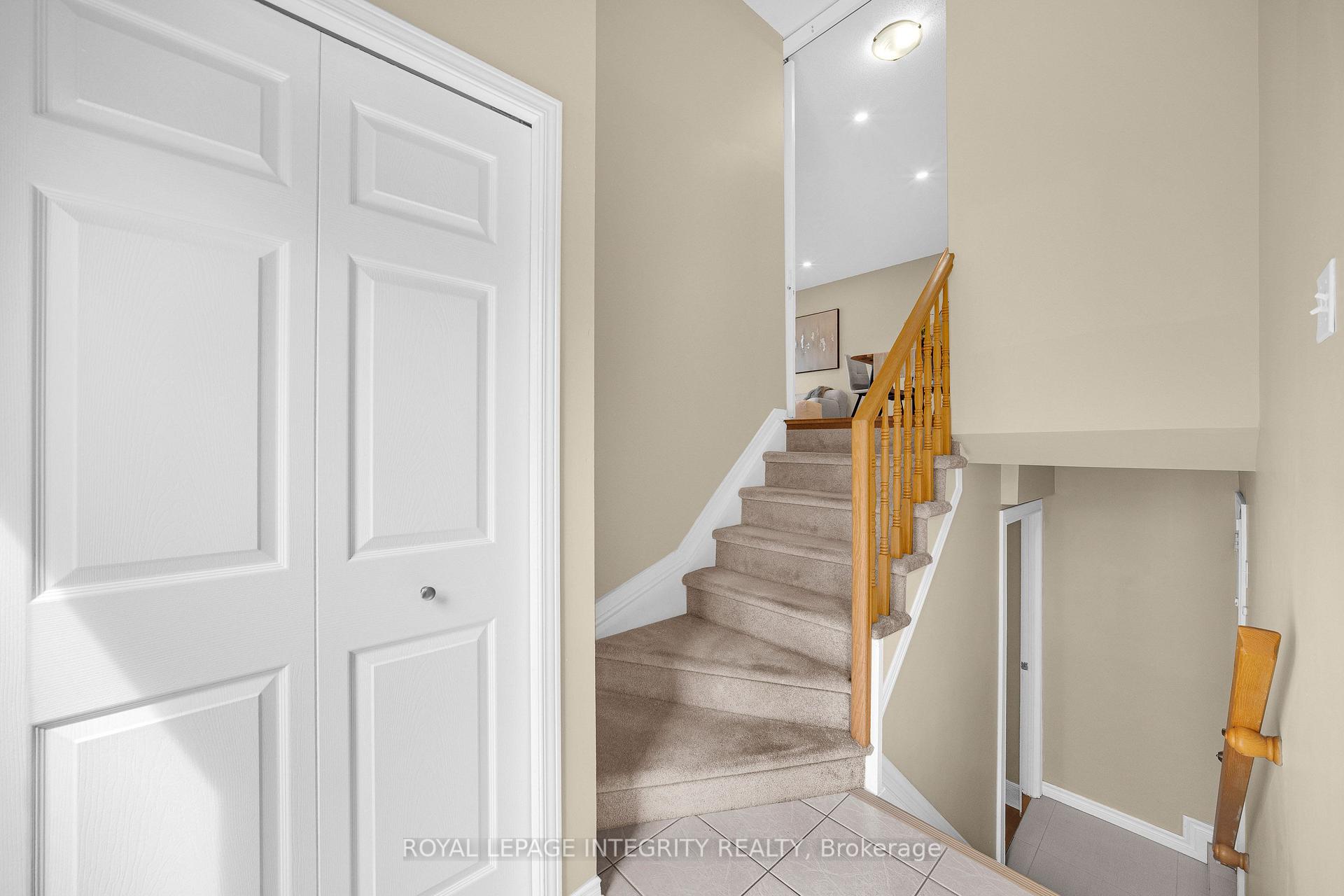 Photo 6 of 133 Mountshannon Drive, Ottawa, Barrhaven - Longfields — HOMEH