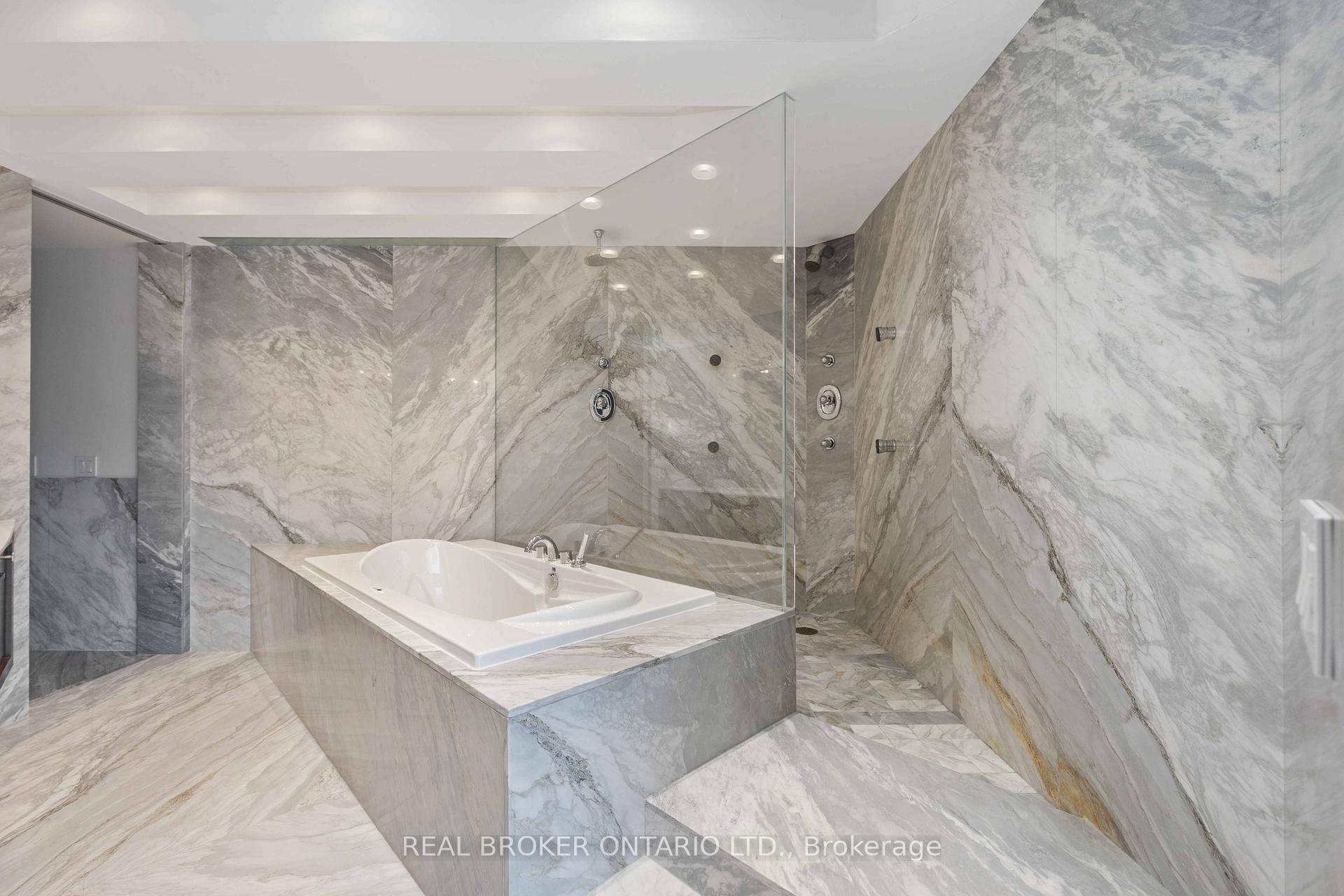 Photo 3 of Unit 701, 3 McAlpine Street, Toronto, The Annex — HOMEH