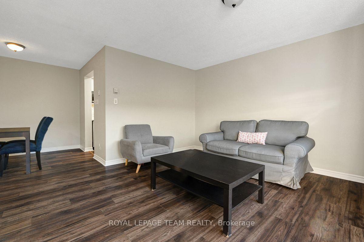 Photo 11 of Unit 100, 13 Woodvale Green Drive, Ottawa, Craig Henry/Woodvale — HOMEH