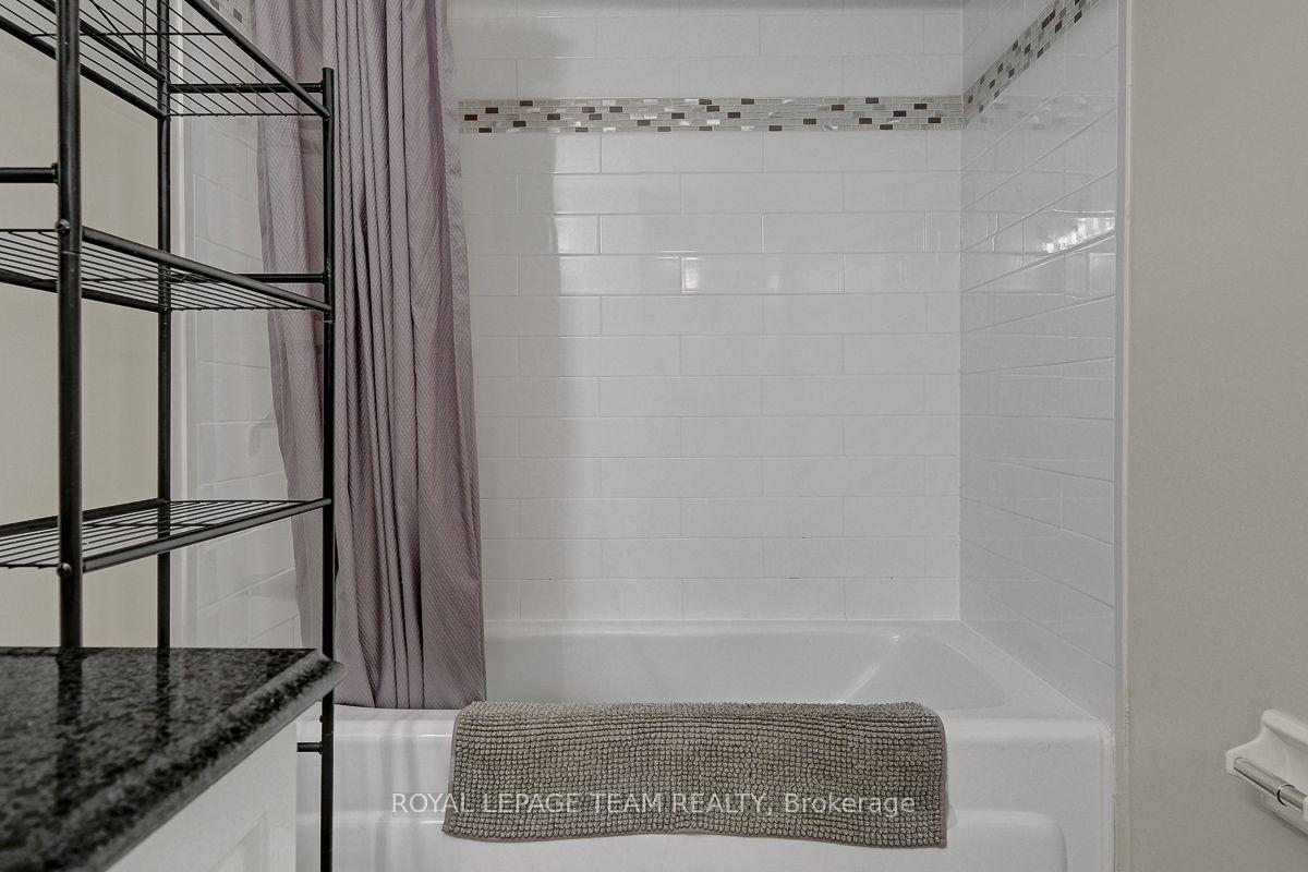 Photo 26 of Unit 100, 13 Woodvale Green Drive, Ottawa, Craig Henry/Woodvale — HOMEH