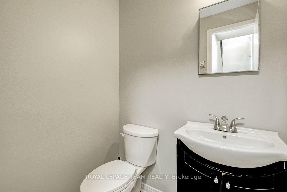 Photo 31 of Unit 100, 13 Woodvale Green Drive, Ottawa, Craig Henry/Woodvale — HOMEH