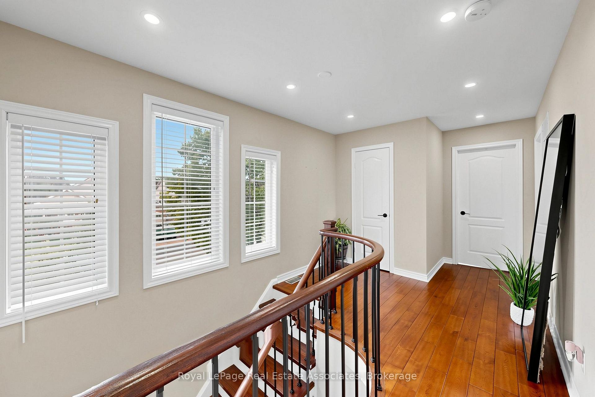 Photo 20 of 2 Primeau Avenue, Whitby, Brooklin — HOMEH