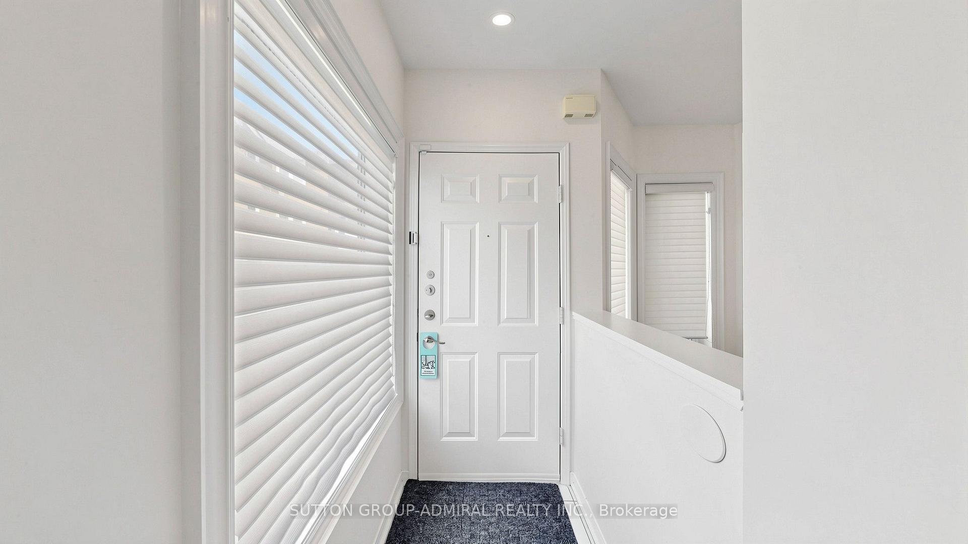 Photo 2 of Unit 46, 735 New Westminster Drive, Vaughan, Brownridge — HOMEH