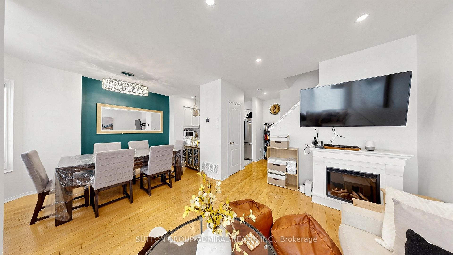 Photo 6 of Unit 46, 735 New Westminster Drive, Vaughan, Brownridge — HOMEH