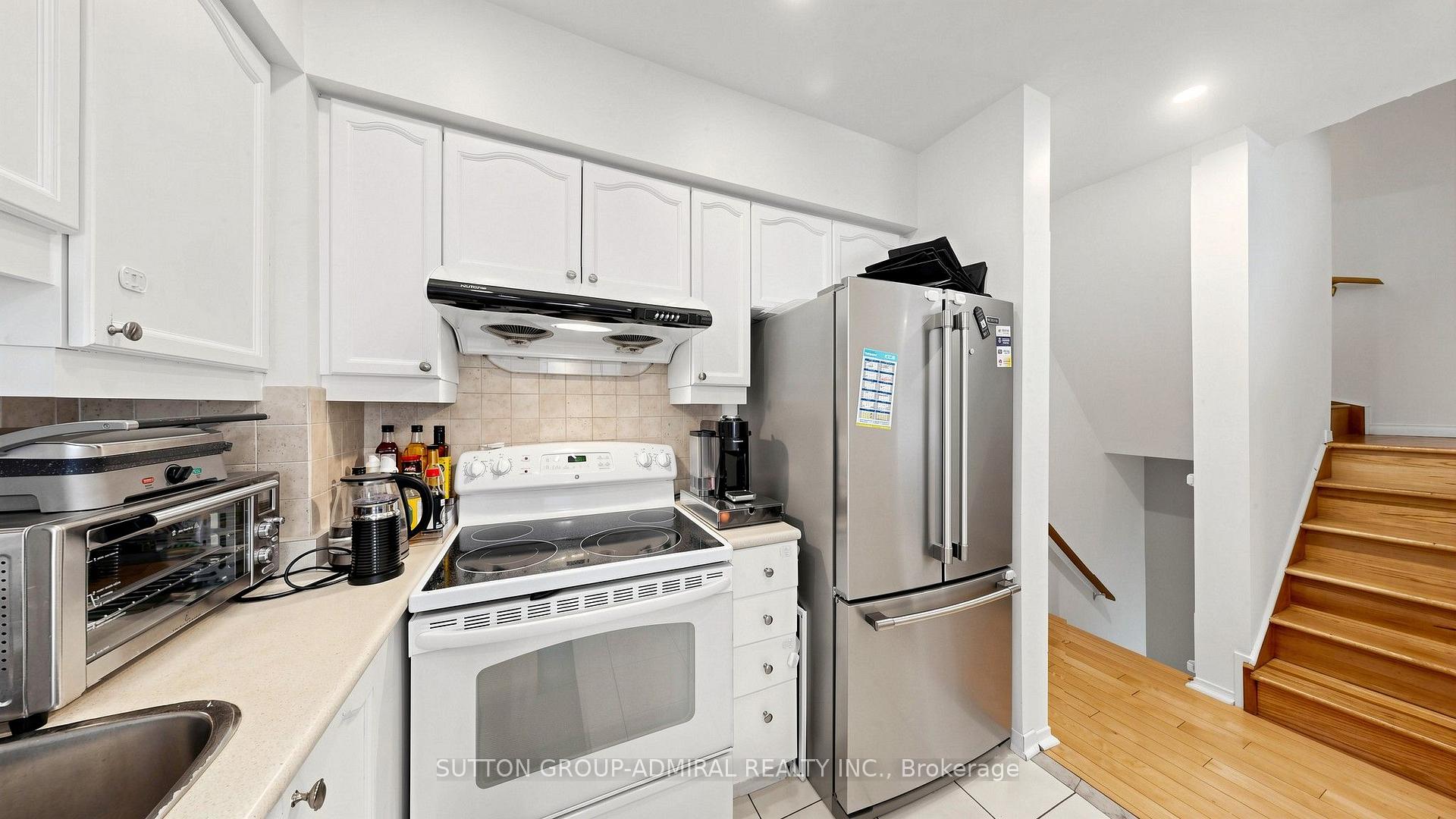 Photo 10 of Unit 46, 735 New Westminster Drive, Vaughan, Brownridge — HOMEH