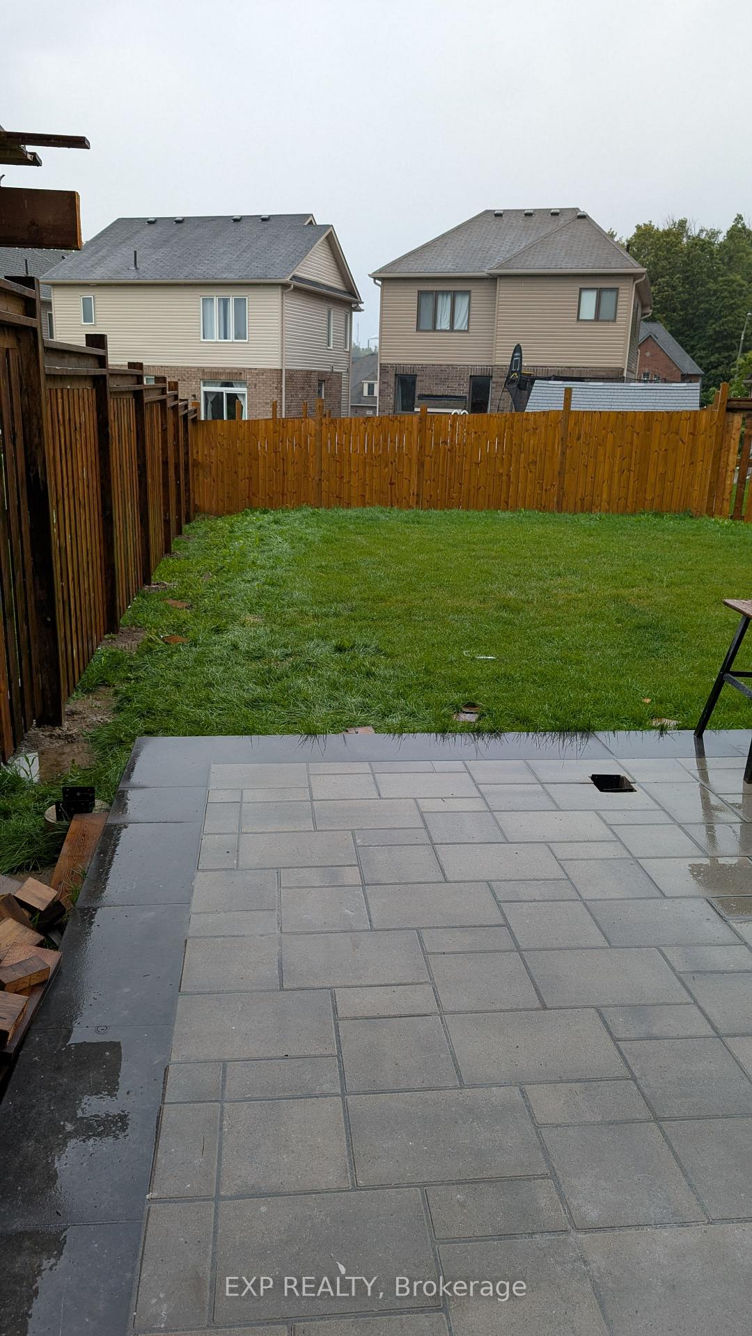 Photo 15 of Unit 2, 208 Isabella Drive, Orillia — HOMEH
