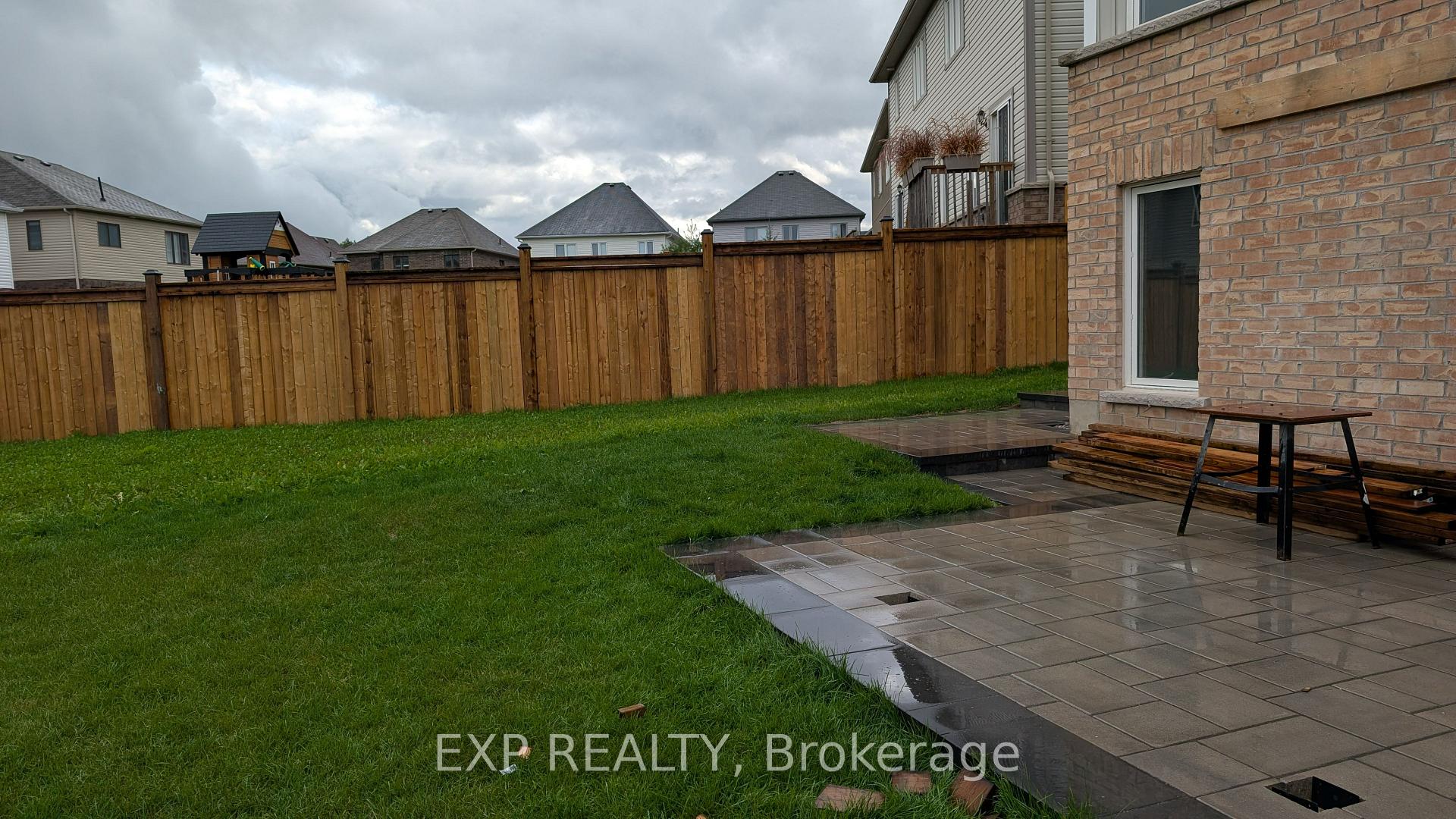 Photo 17 of Unit 2, 208 Isabella Drive, Orillia — HOMEH