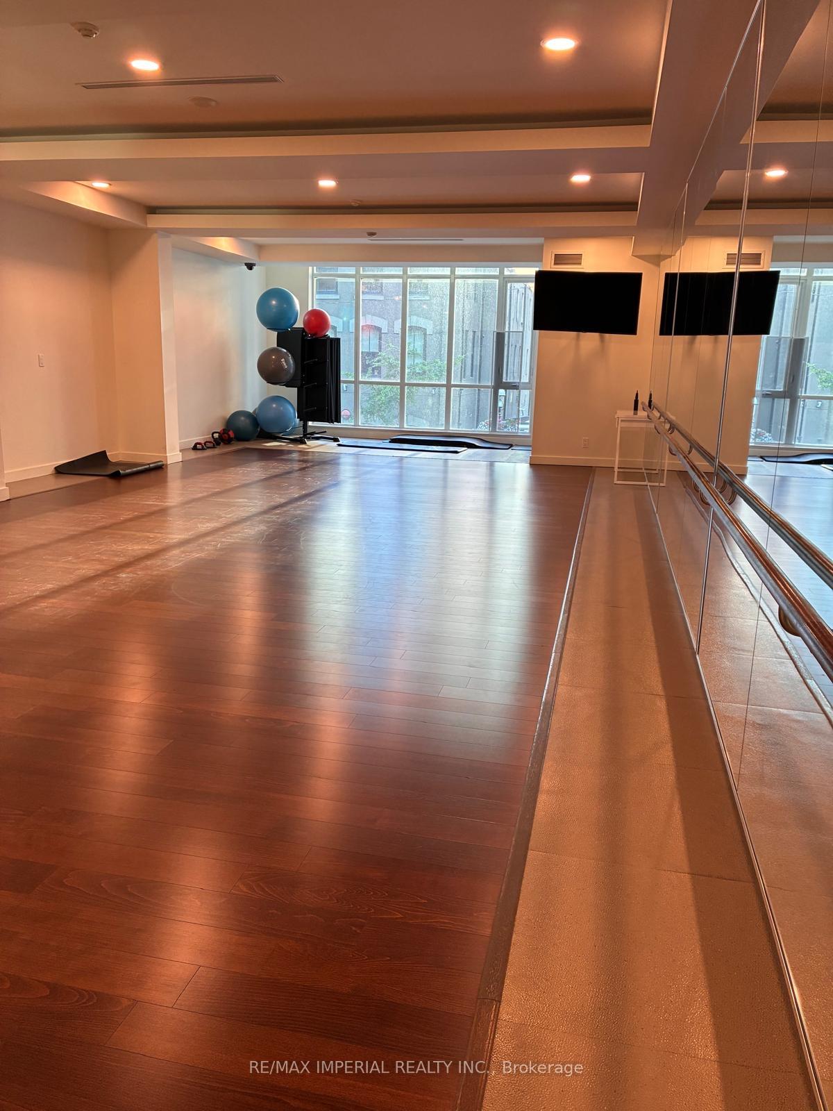 Photo 3 of Unit N1002, 116 George Street S, Toronto, Moss Park — HOMEH