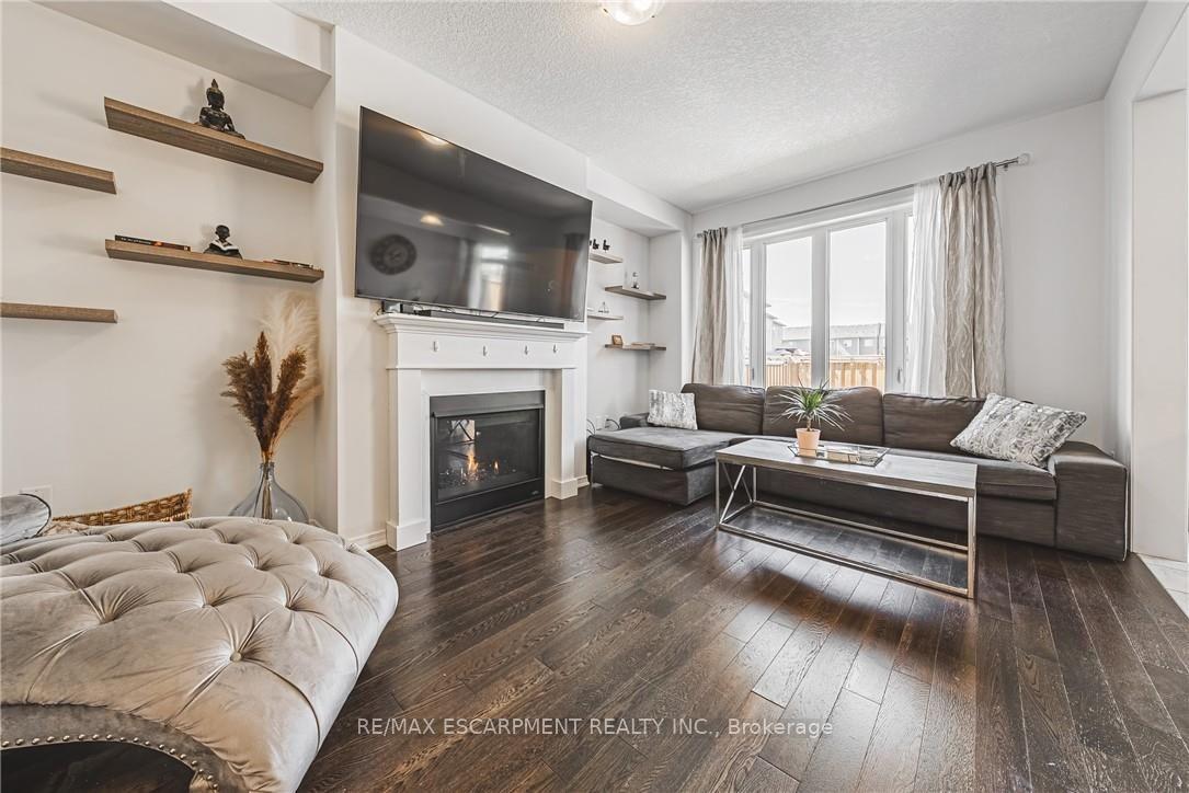 Photo 7 of Unit MAIN, 11 McWatters Street, Hamilton, Binbrook — HOMEH