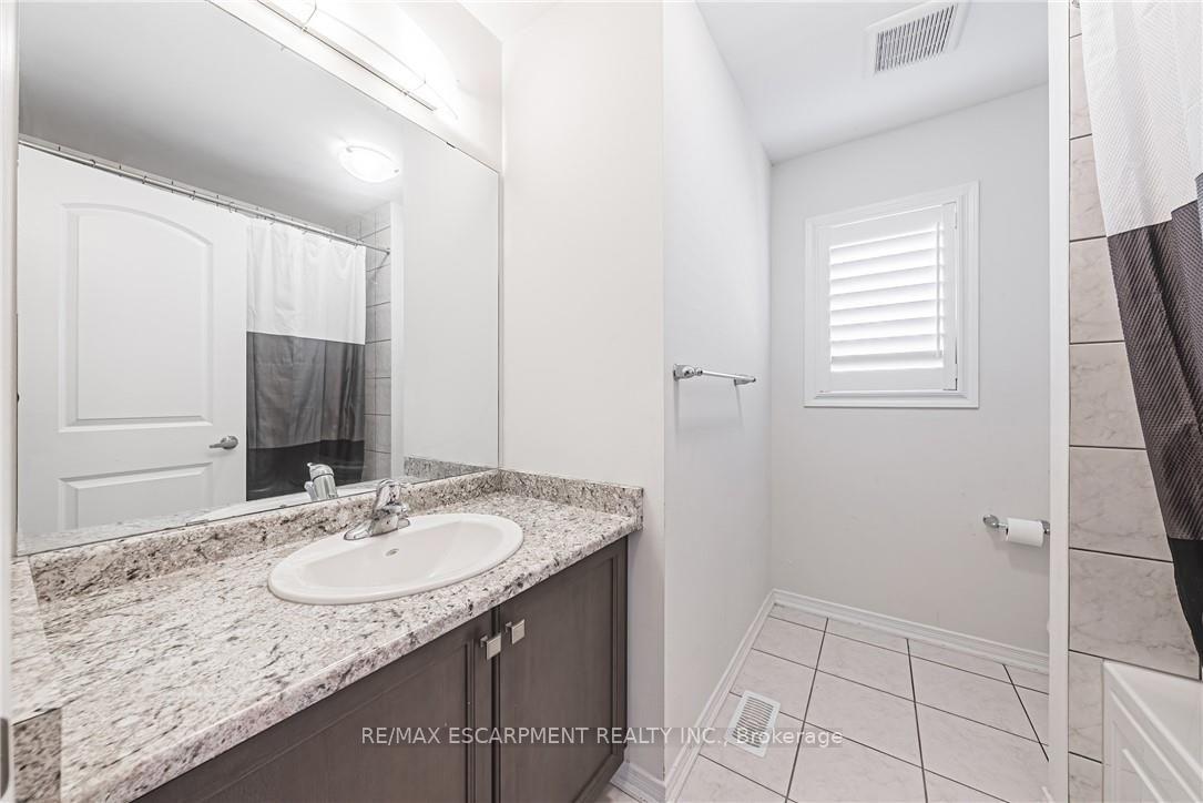 Photo 25 of Unit MAIN, 11 McWatters Street, Hamilton, Binbrook — HOMEH