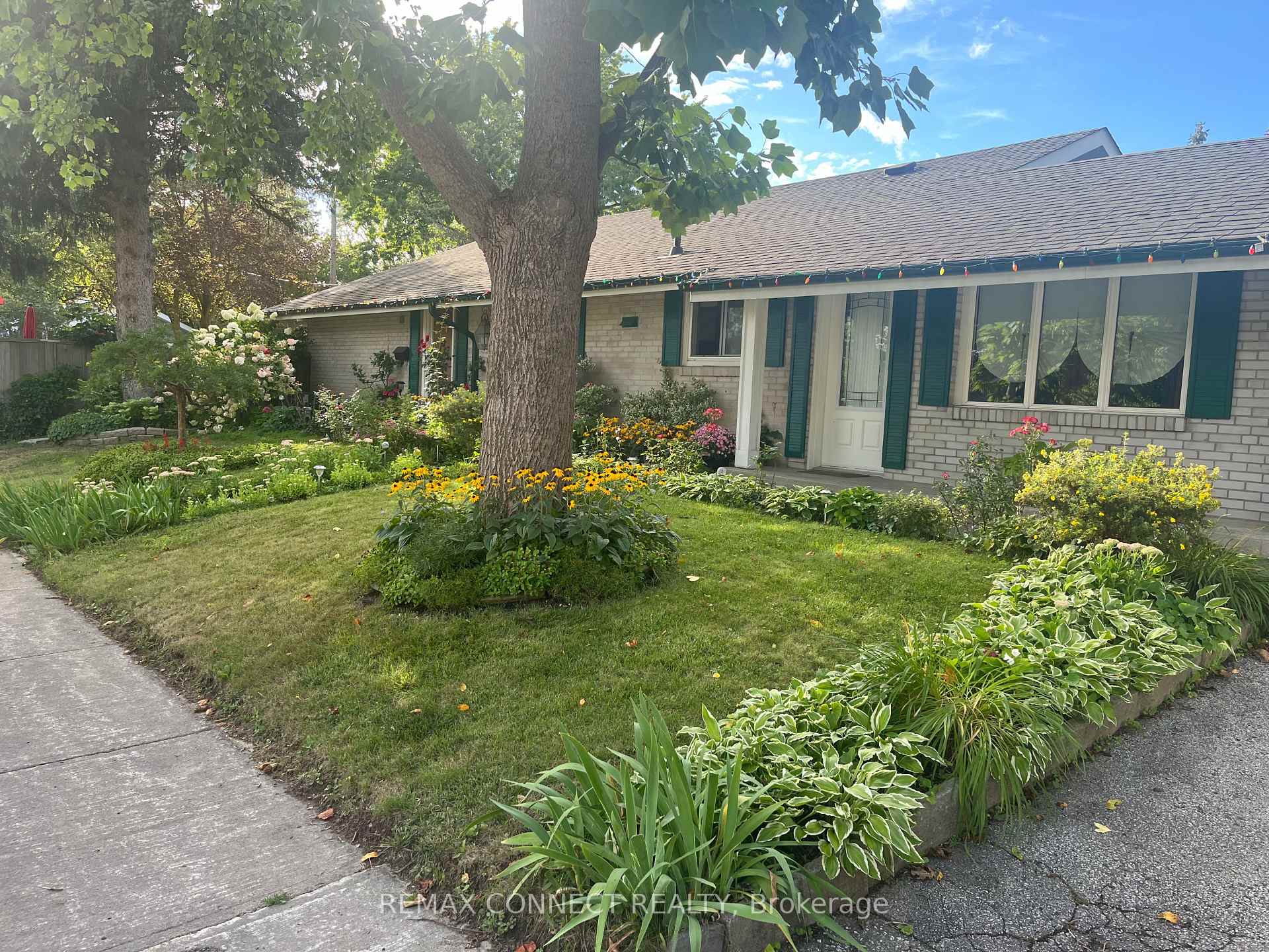Photo 3 of 2 Hapley Drive, Scarborough, Morningside — HOMEH