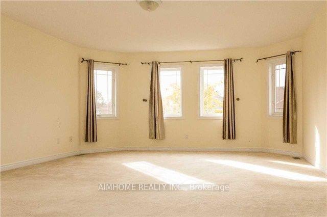 Photo 8 of 93 Bel Canto Crescent, Richmond Hill, Oak Ridges Lake Wilcox — HOMEH