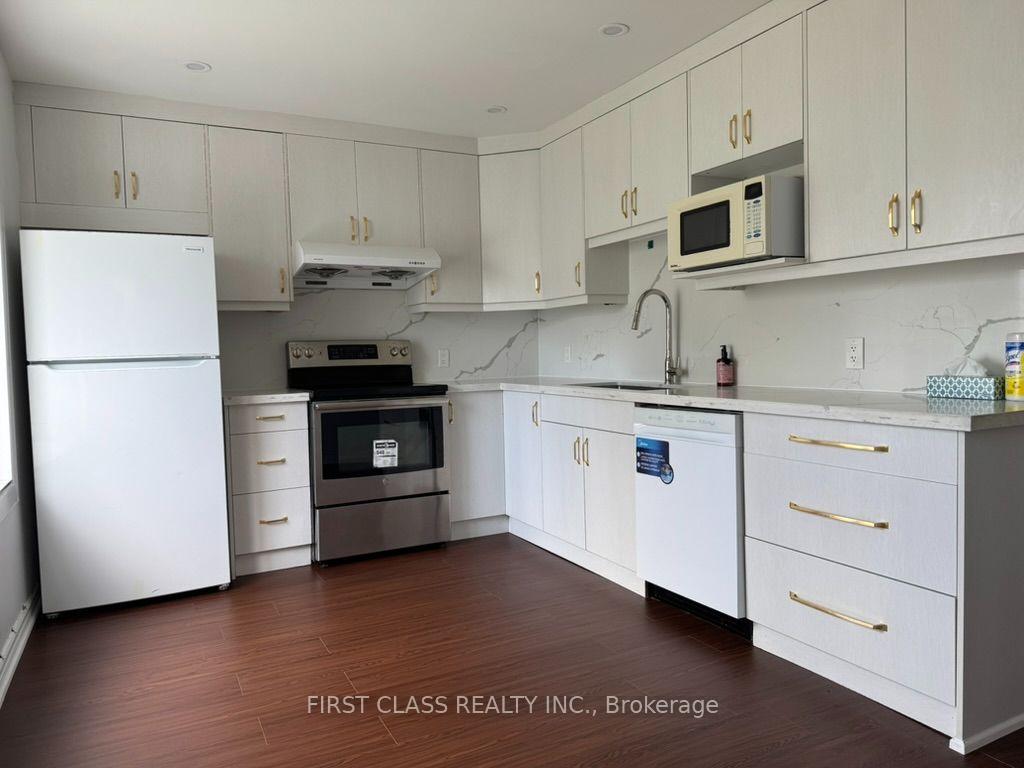 Photo 2 of 53 Hollyberry Trail, North York, Hillcrest Village — HOMEH